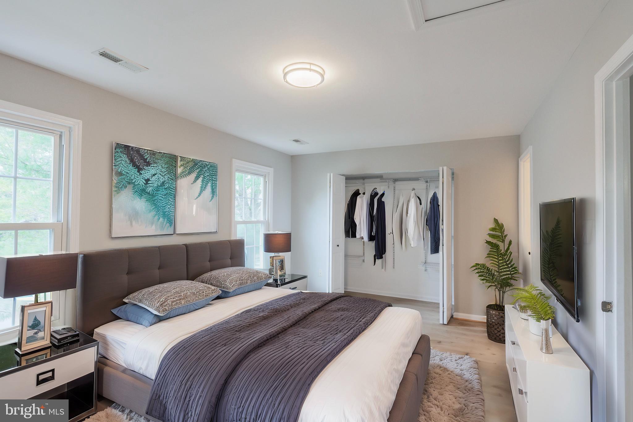 COLONY PARK - Residential