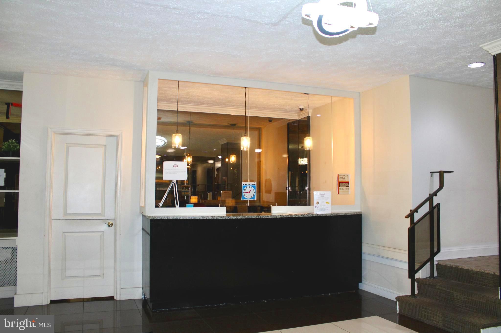 RIVER PLACE WEST - Residential Lease