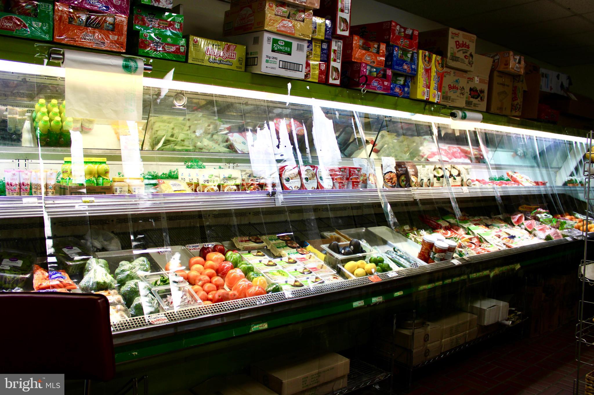 RIVER PLACE WEST - Residential Lease