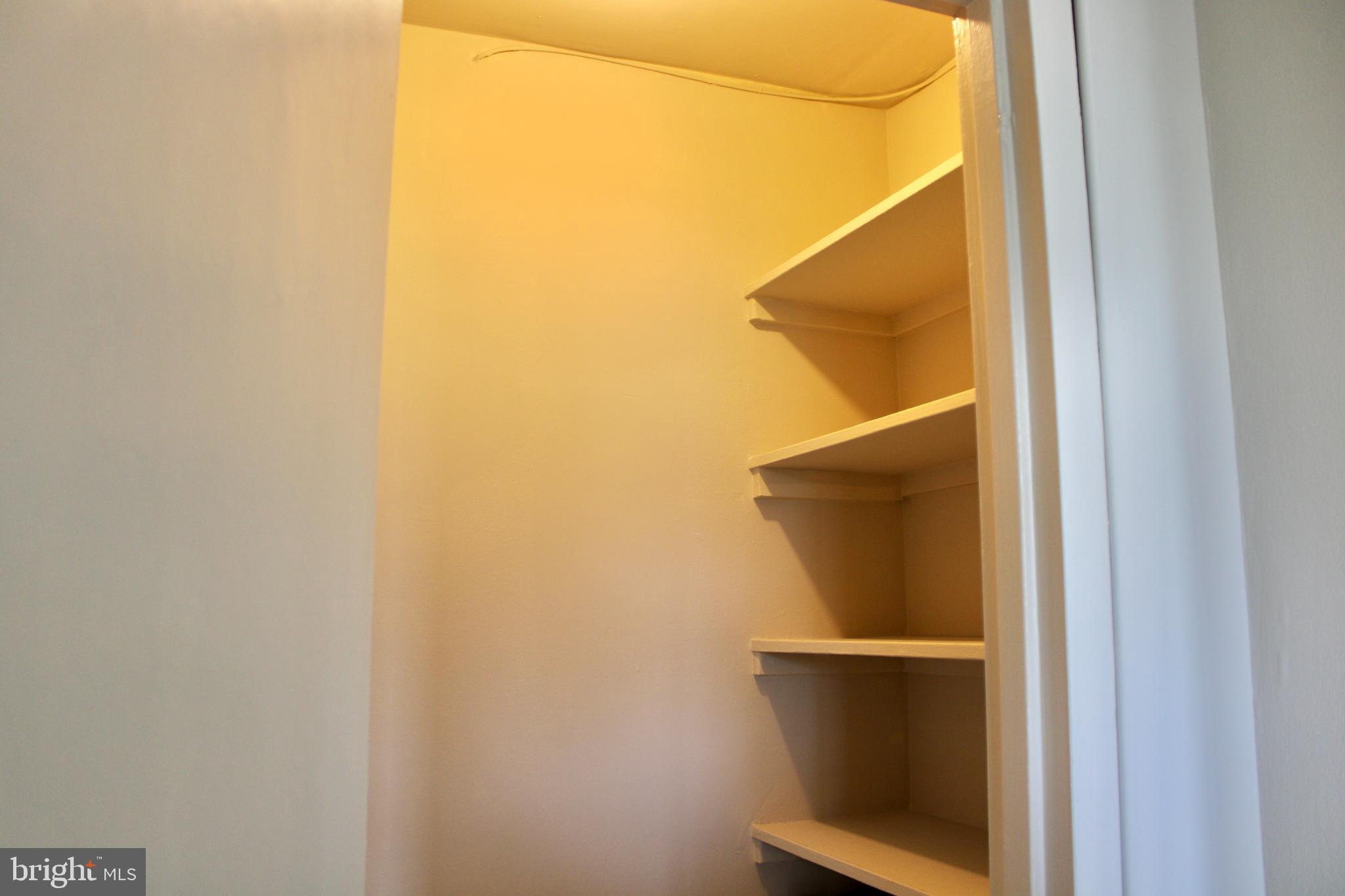 RIVER PLACE WEST - Residential Lease