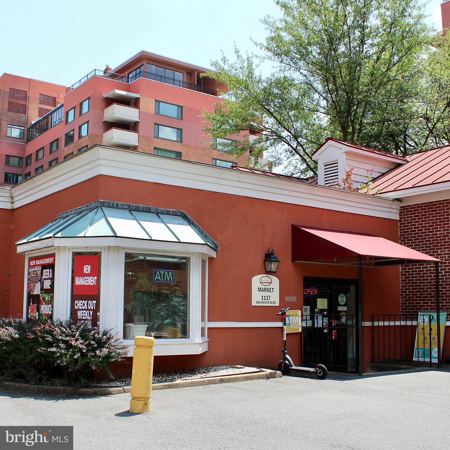 RIVER PLACE WEST - Residential Lease