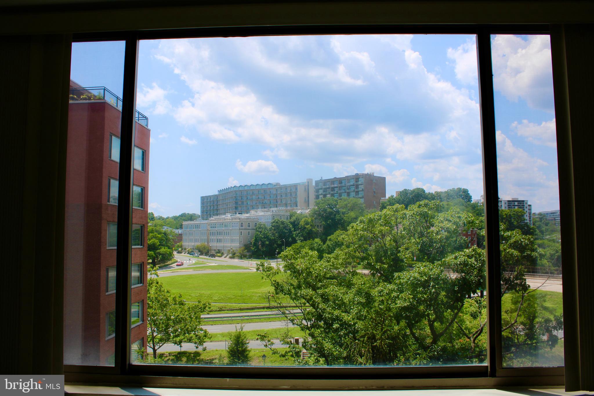 RIVER PLACE WEST - Residential Lease