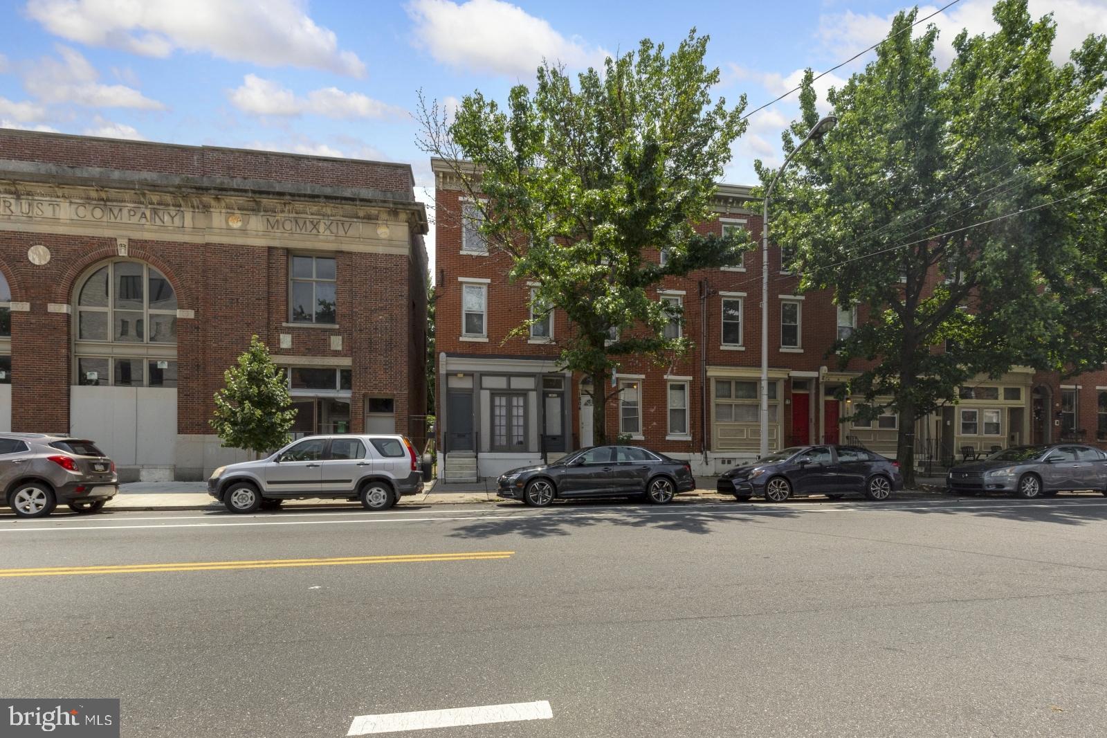 FAIRMOUNT - Residential Lease
