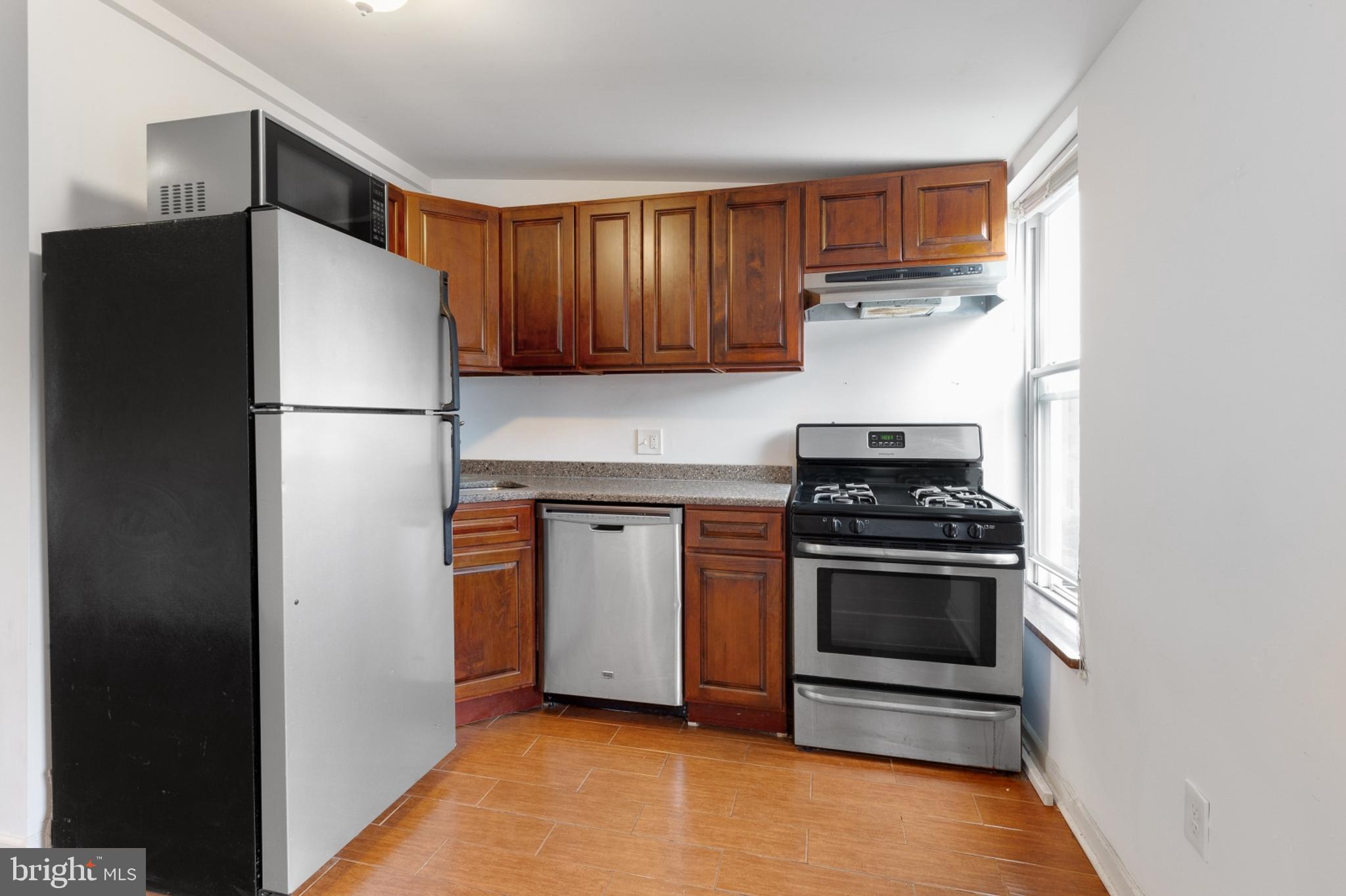 FAIRMOUNT - Residential Lease