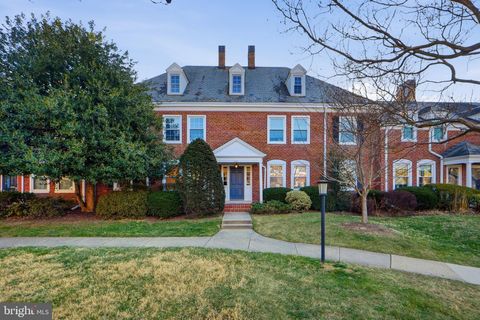 4431 36TH STREET S A1 ARLINGTON VA 22206