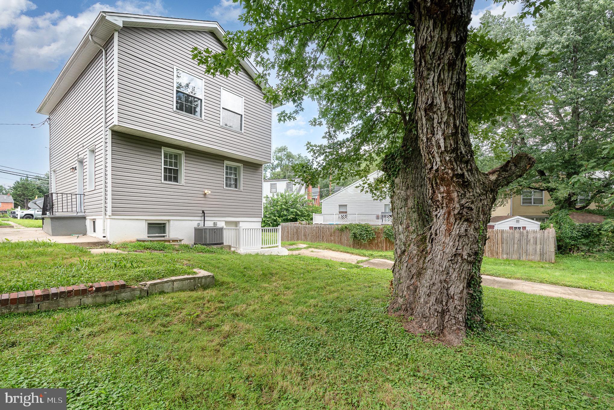 7927 UNDERHILL ROAD