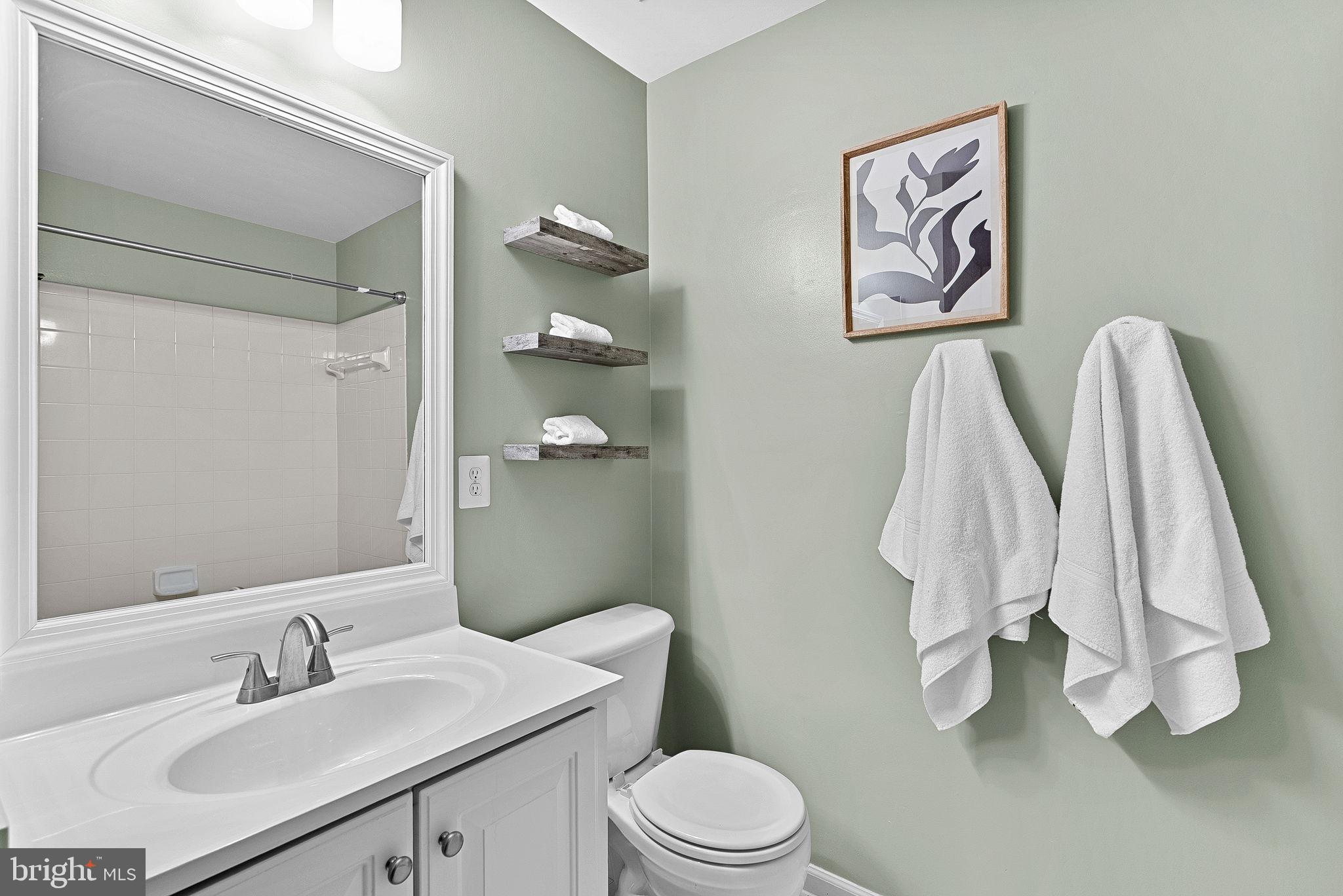 NEW TOWN MEADOWS - Residential