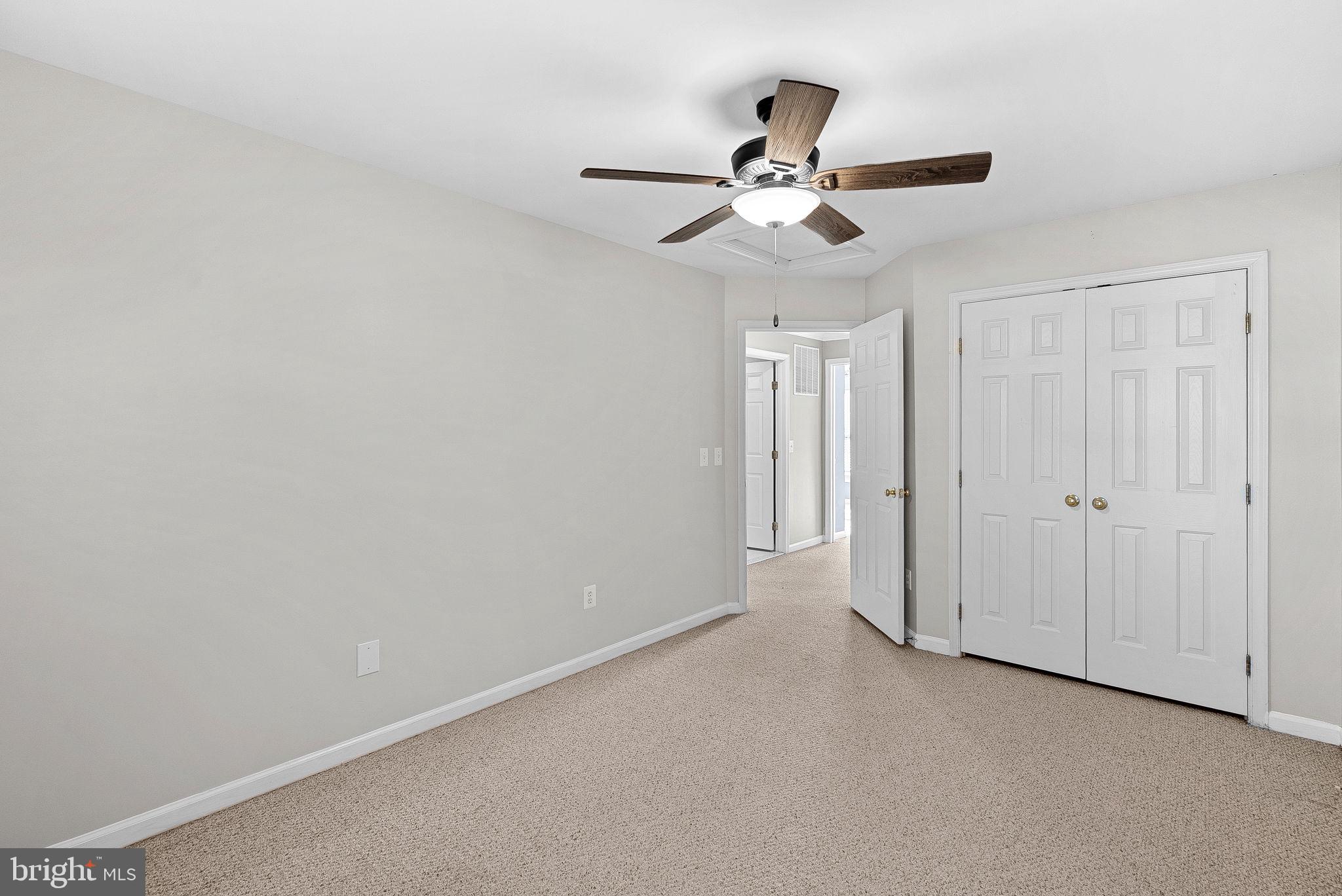 NEW TOWN MEADOWS - Residential