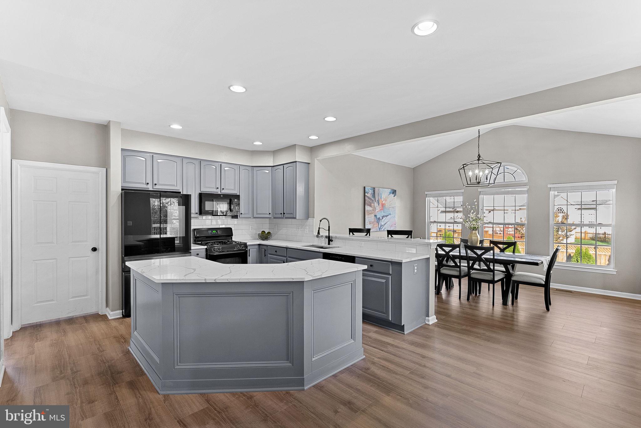 NEW TOWN MEADOWS - Residential