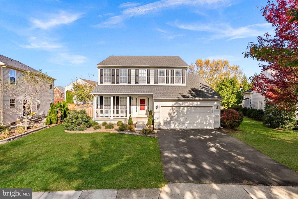 Photo of 11 Stonebraker Way, LOVETTSVILLE, VA 20180 (MLS # VALO2109608)