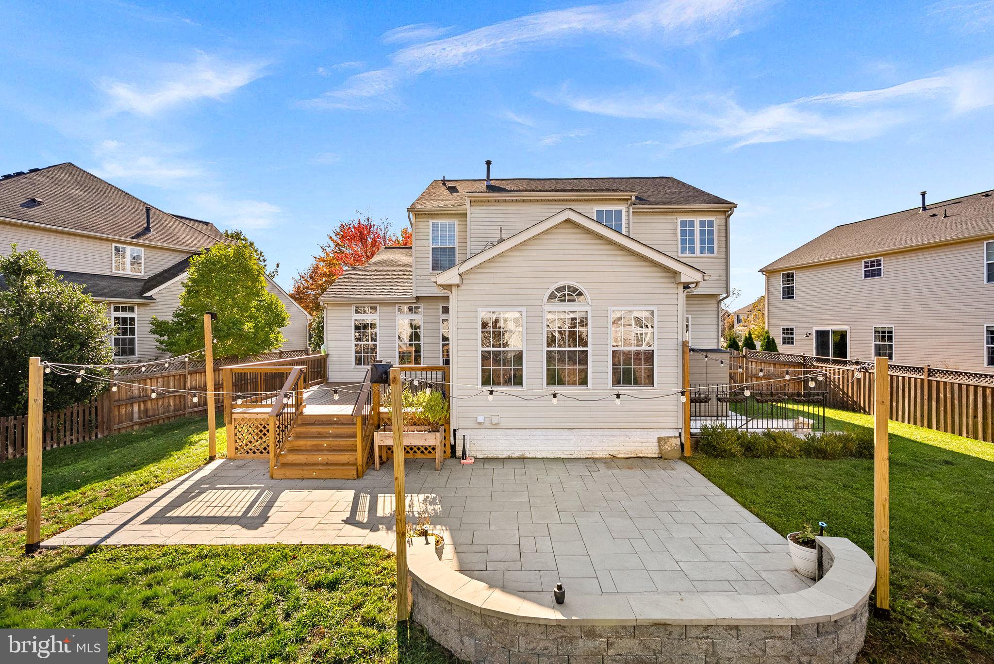 NEW TOWN MEADOWS - Residential