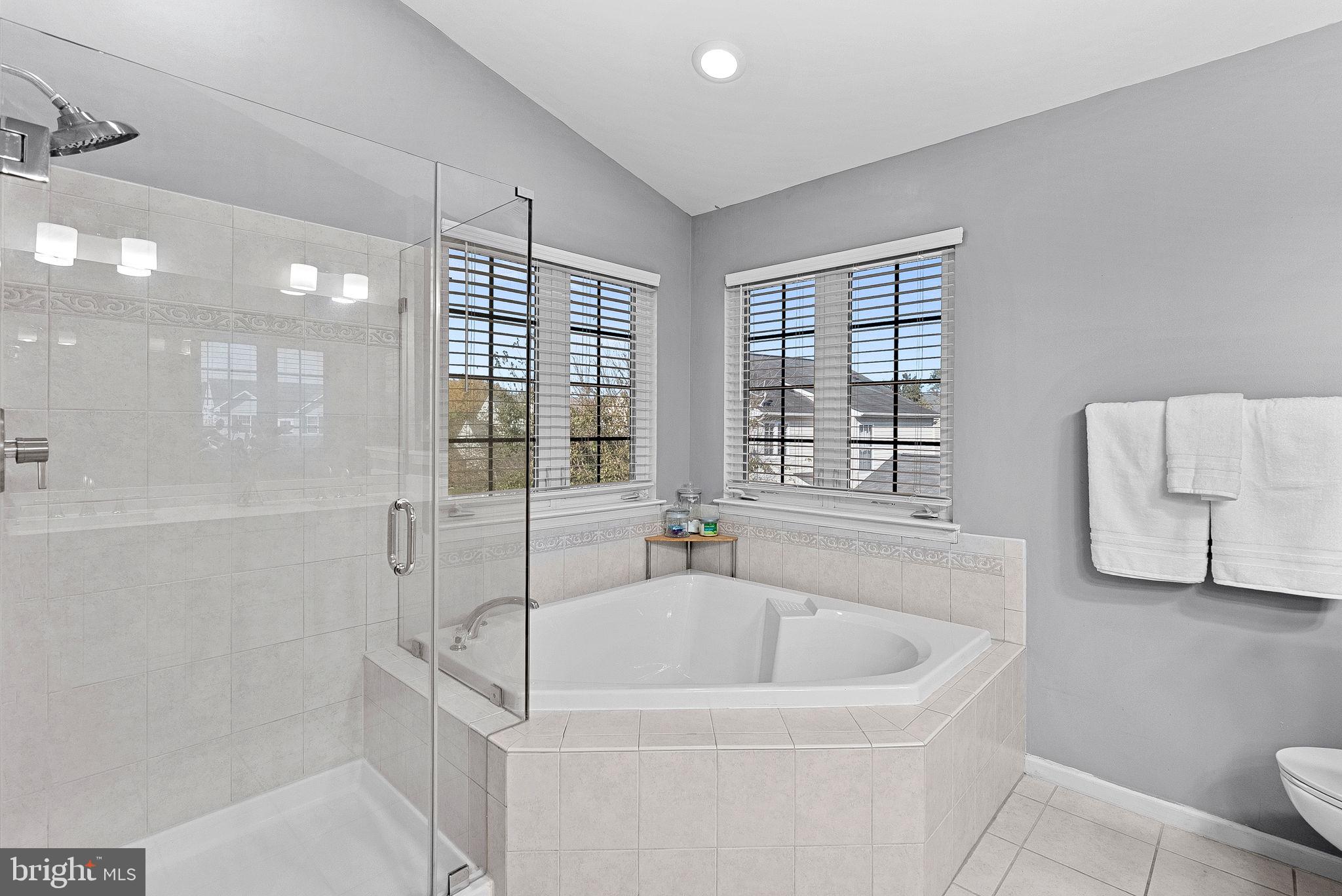 NEW TOWN MEADOWS - Residential