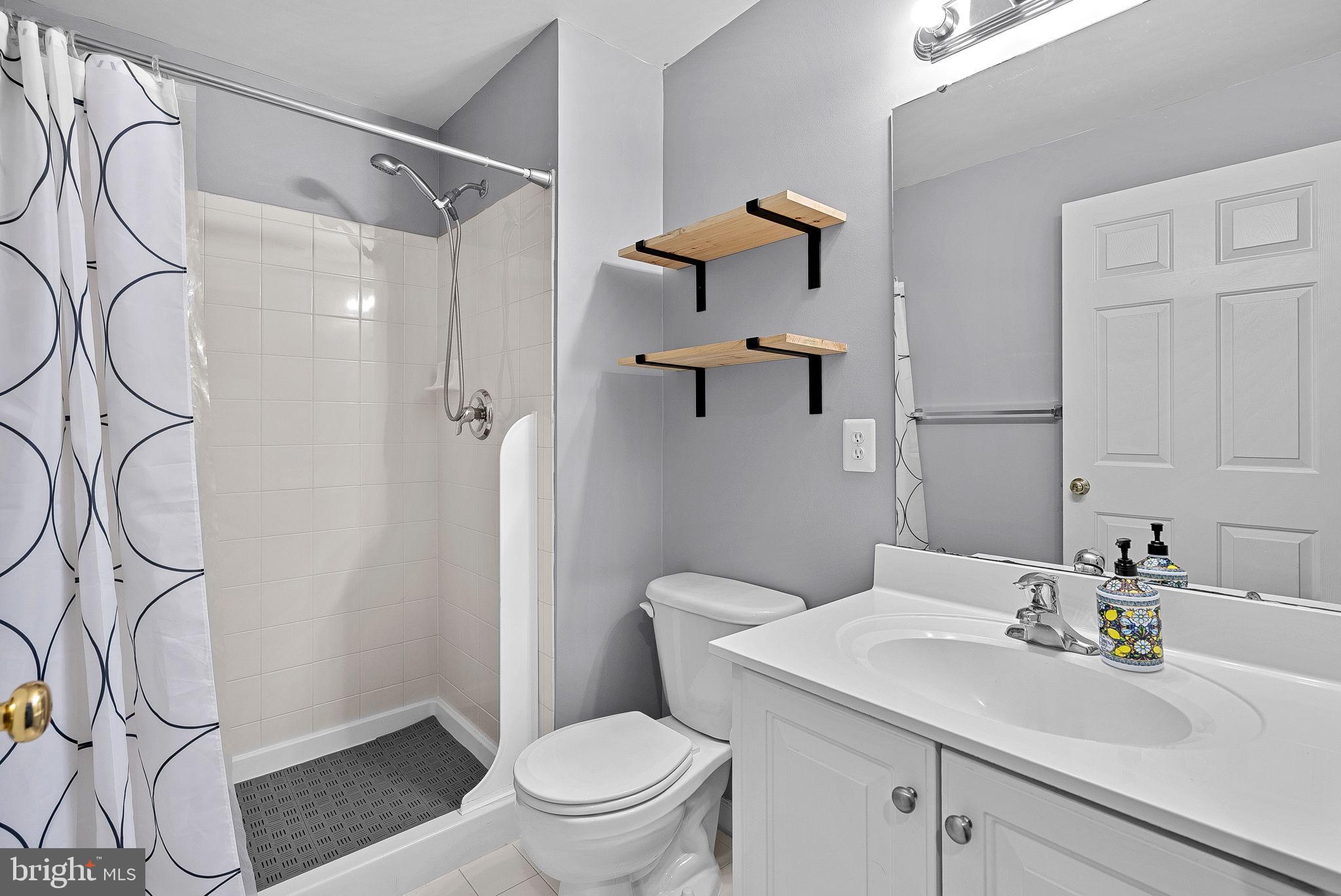 NEW TOWN MEADOWS - Residential