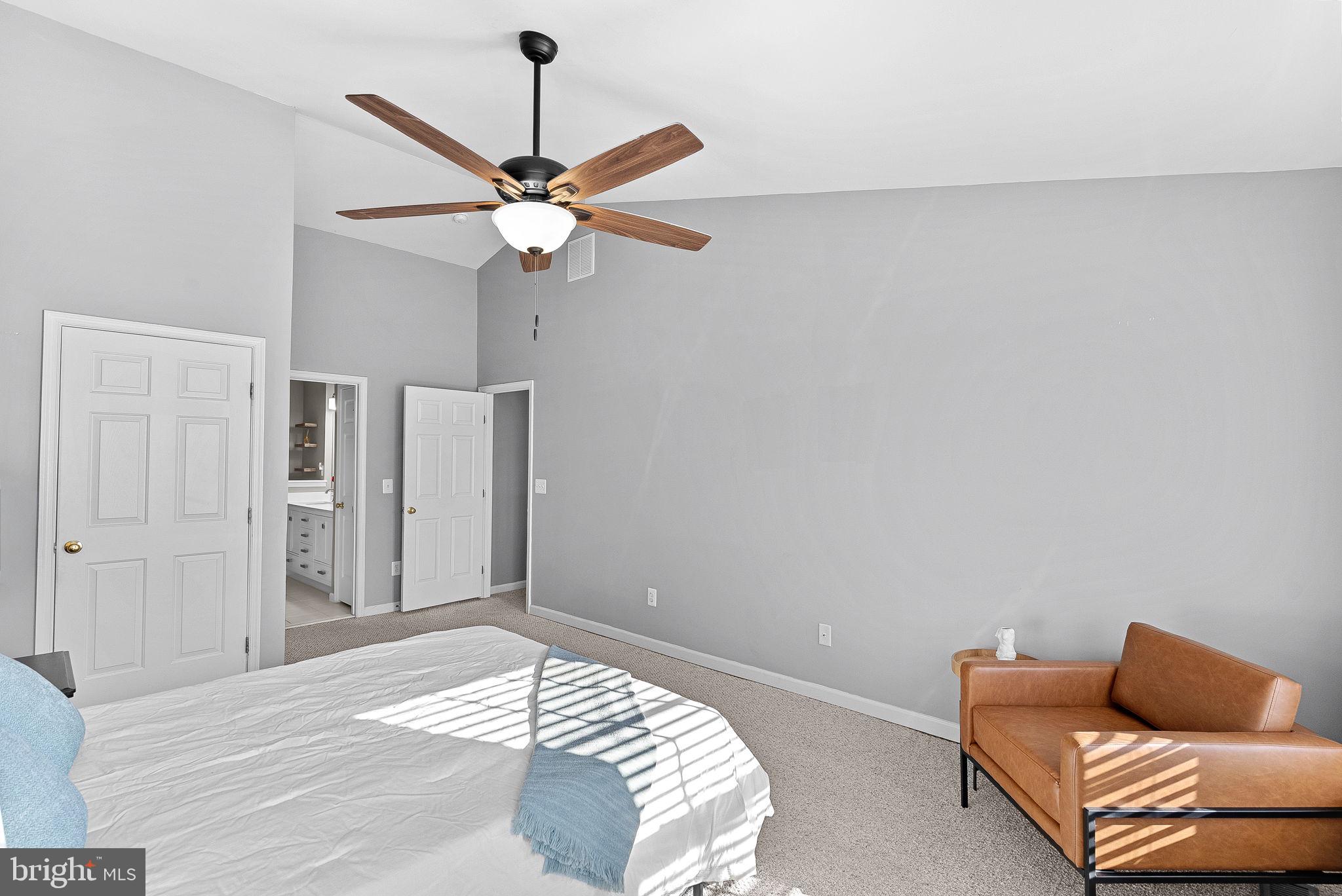 NEW TOWN MEADOWS - Residential