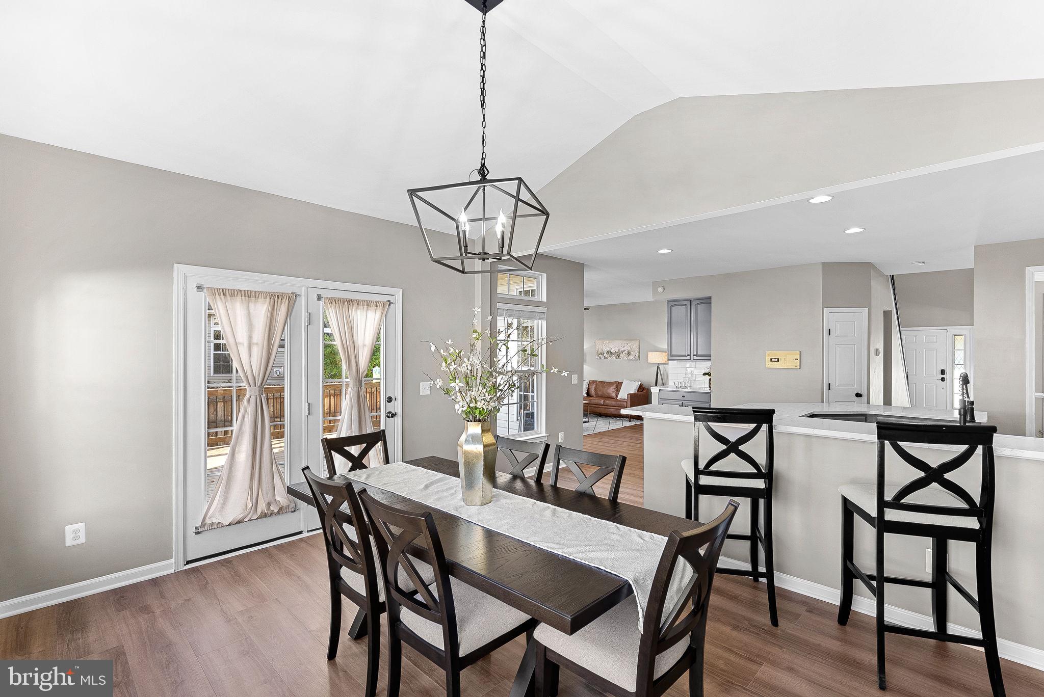 NEW TOWN MEADOWS - Residential