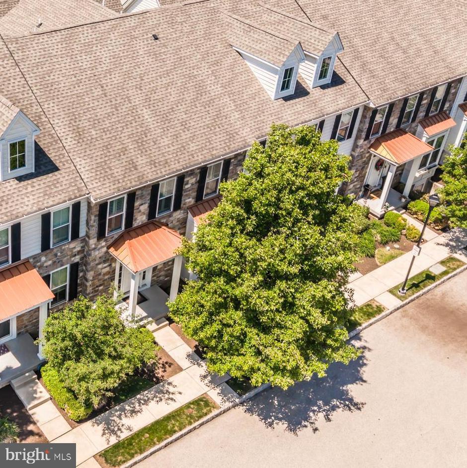 COLD POINT VILLAGE - Residential