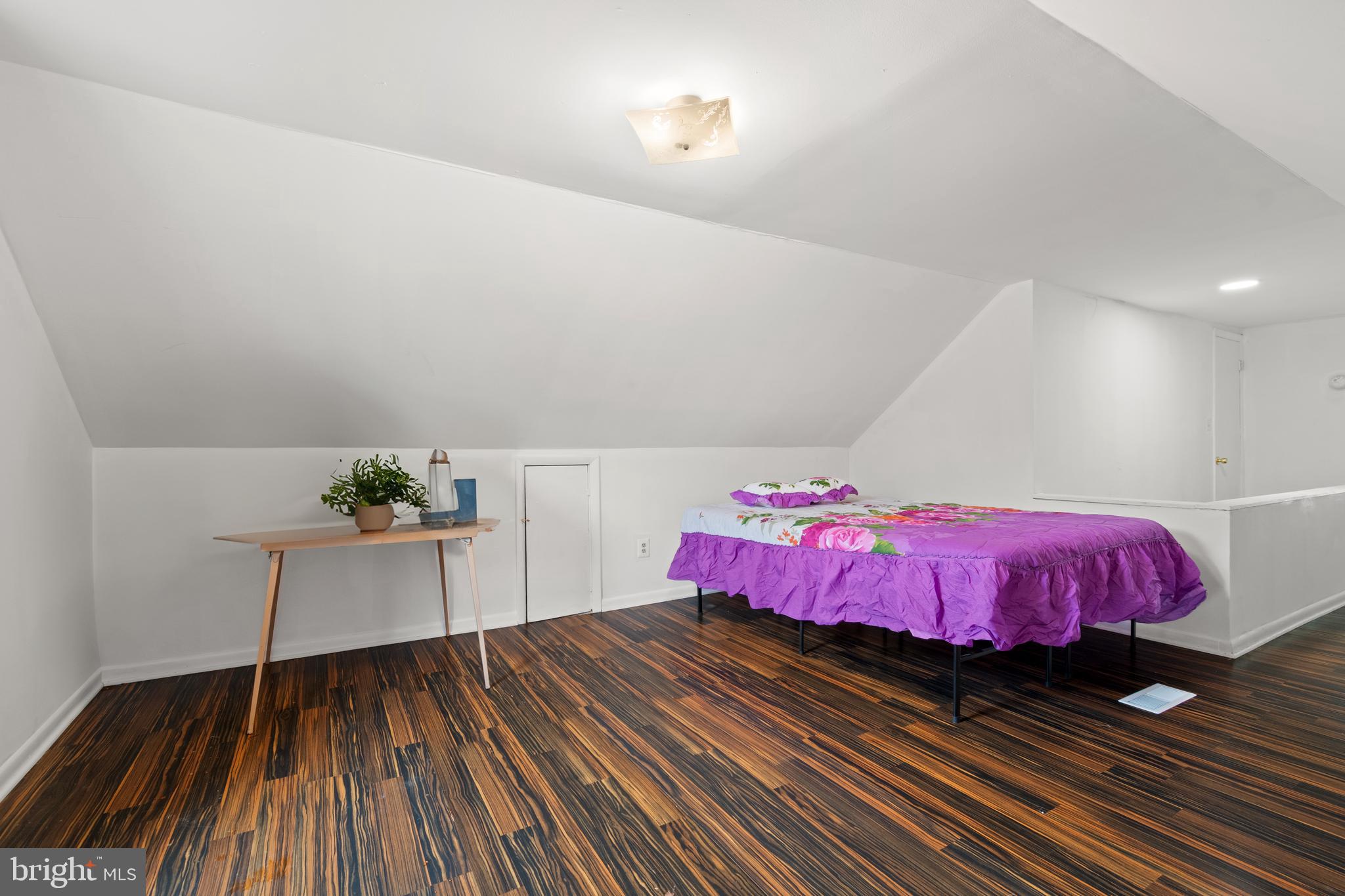 UPPER MORNINGSIDE - Residential