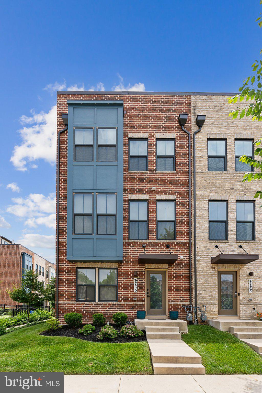 4735 TOWNE PARK ROAD