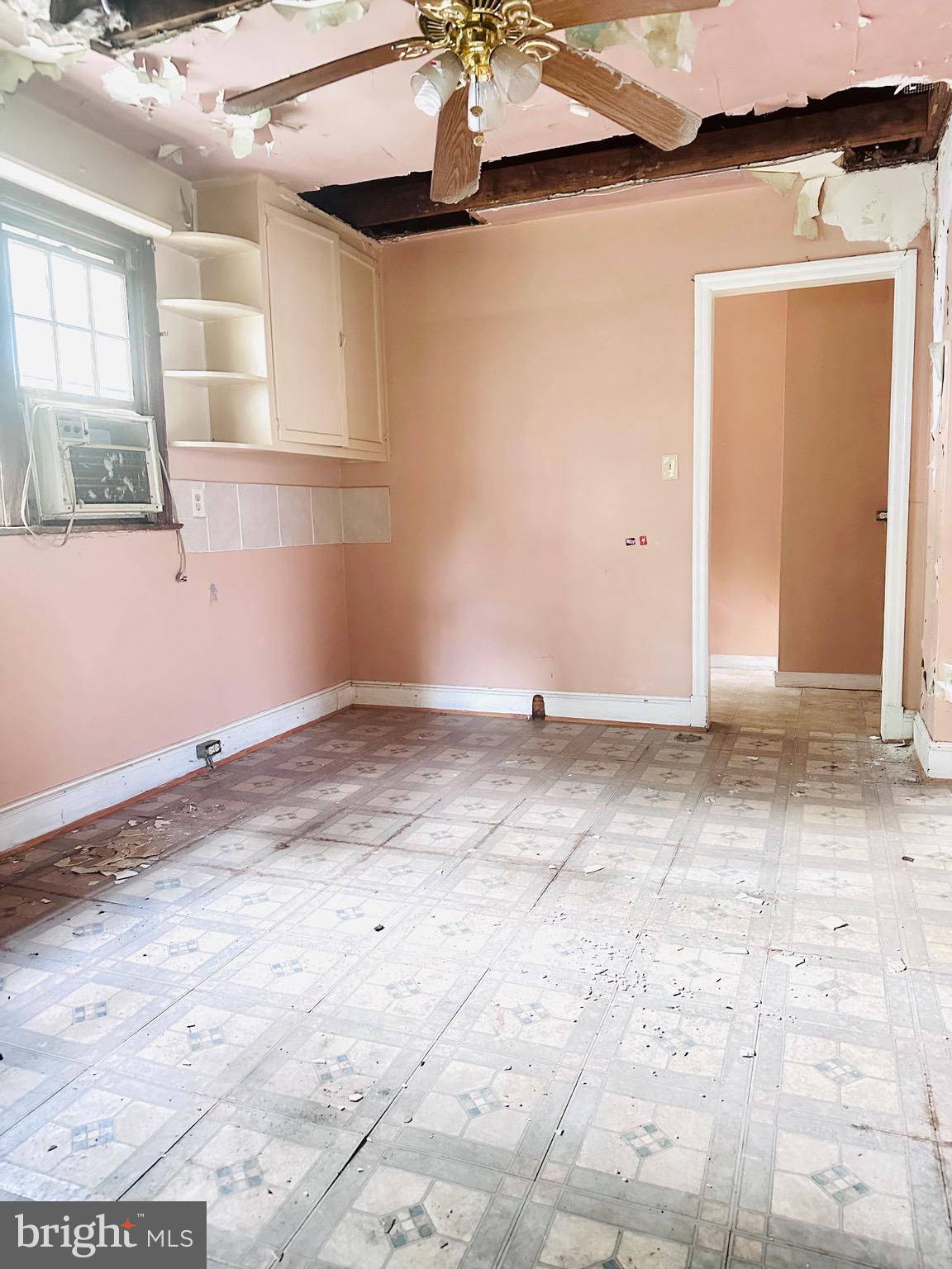 SWANLAND HEIGHTS - Residential