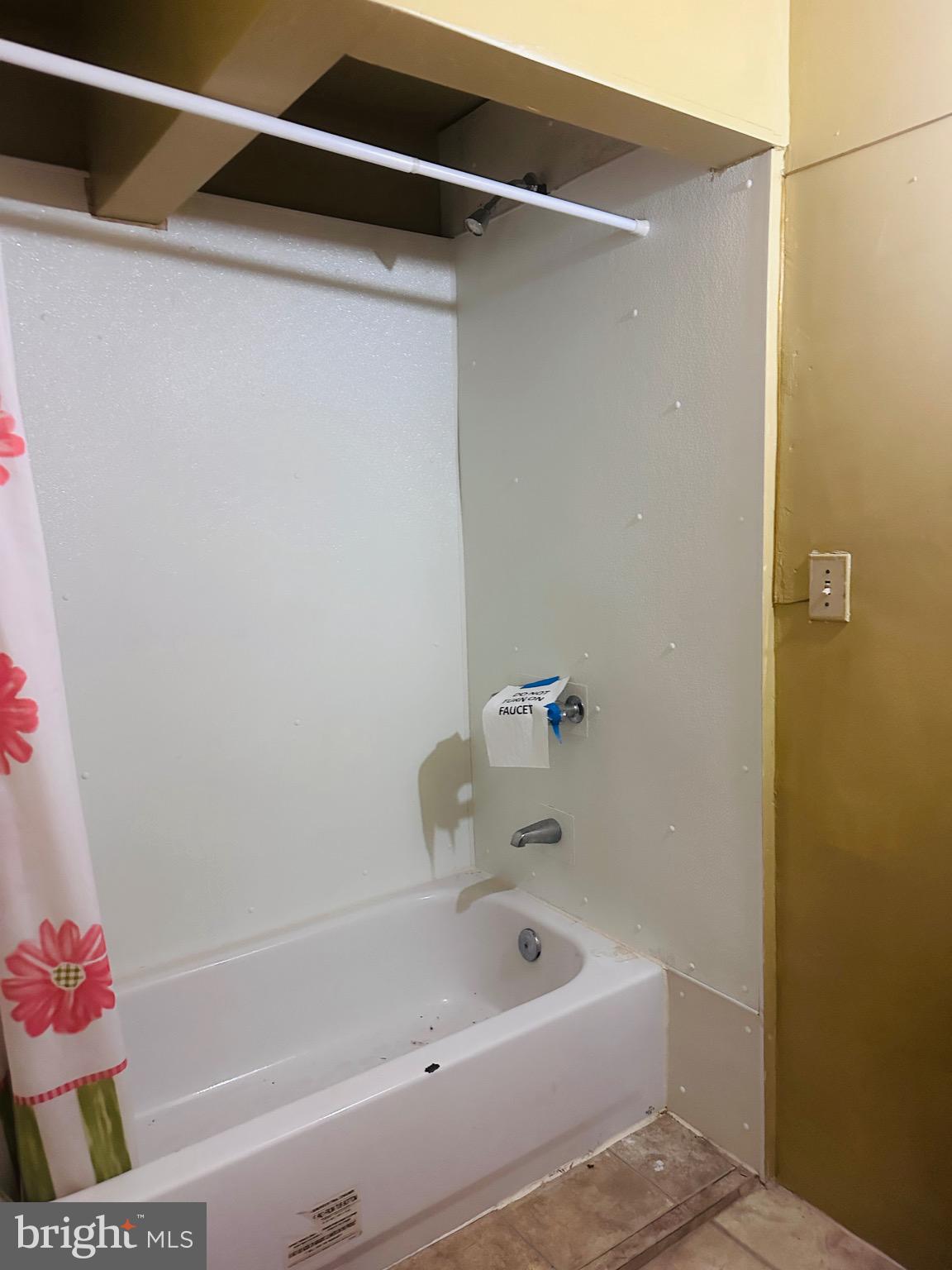 SWANLAND HEIGHTS - Residential