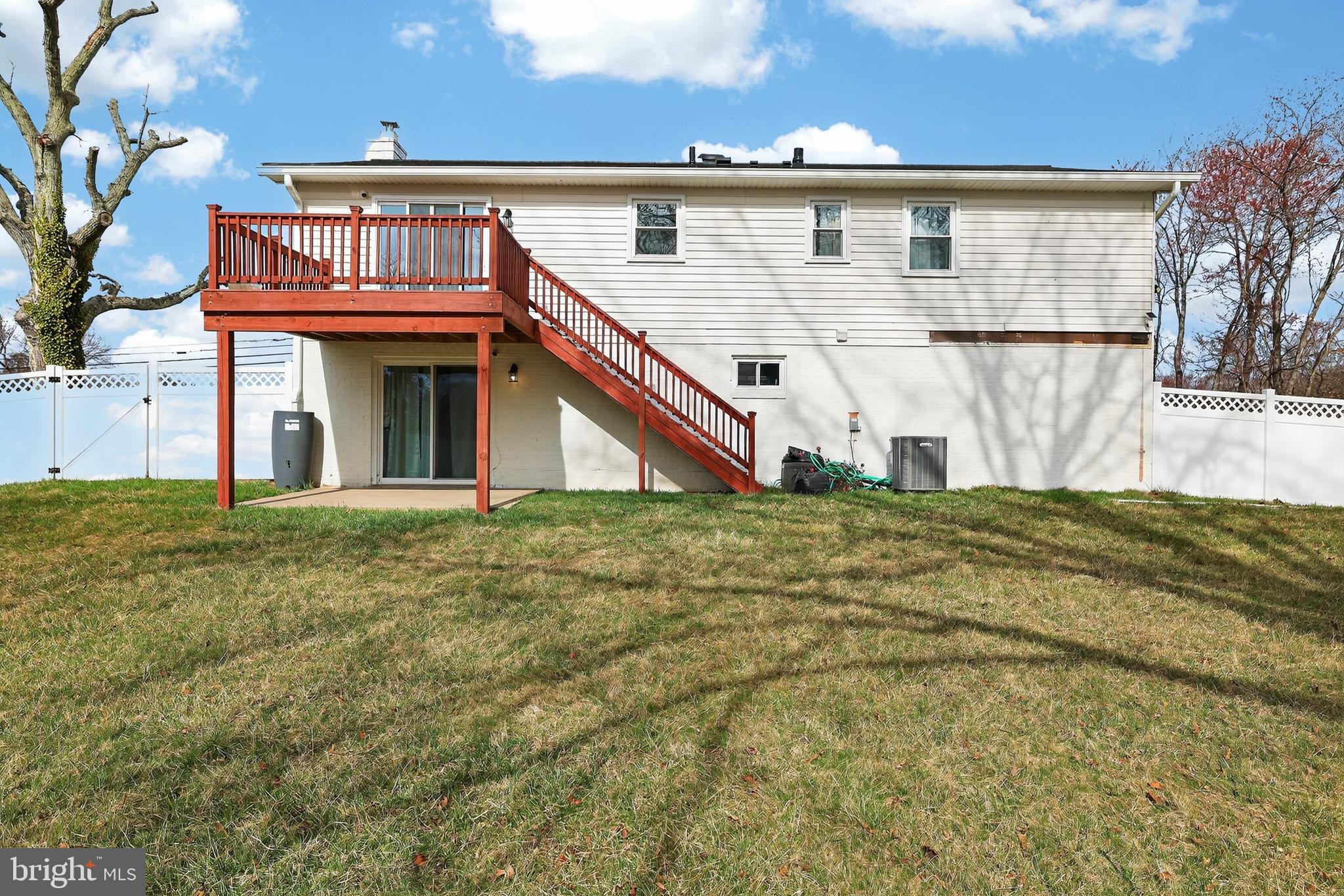 MARY-CATHERINE ESTATES - Residential