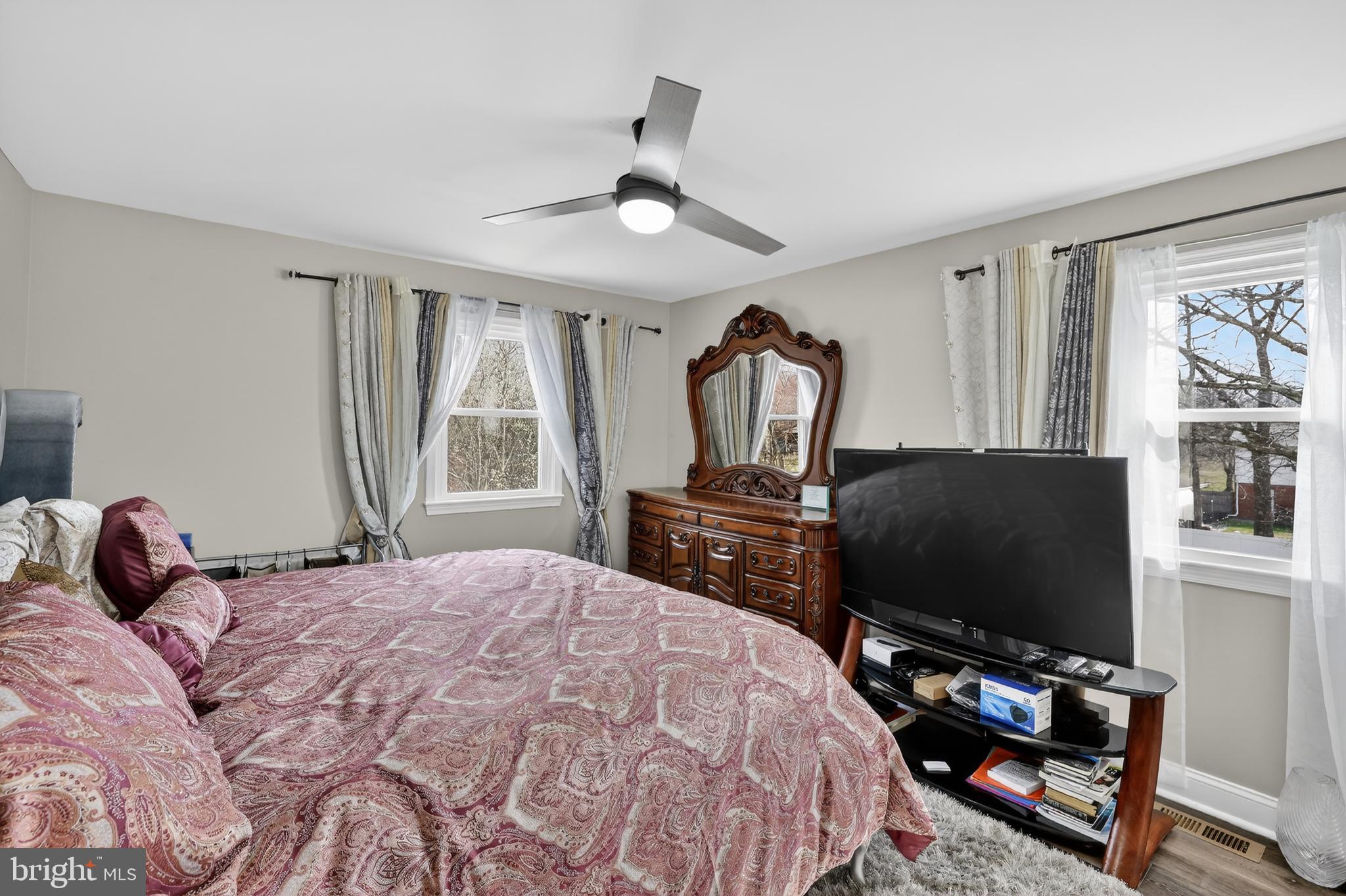 MARY-CATHERINE ESTATES - Residential