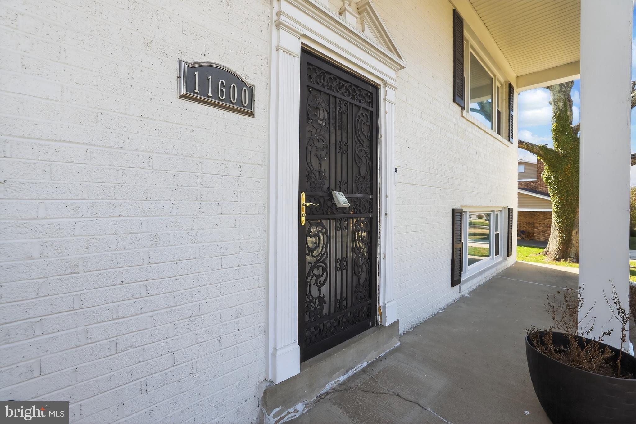 MARY-CATHERINE ESTATES - Residential