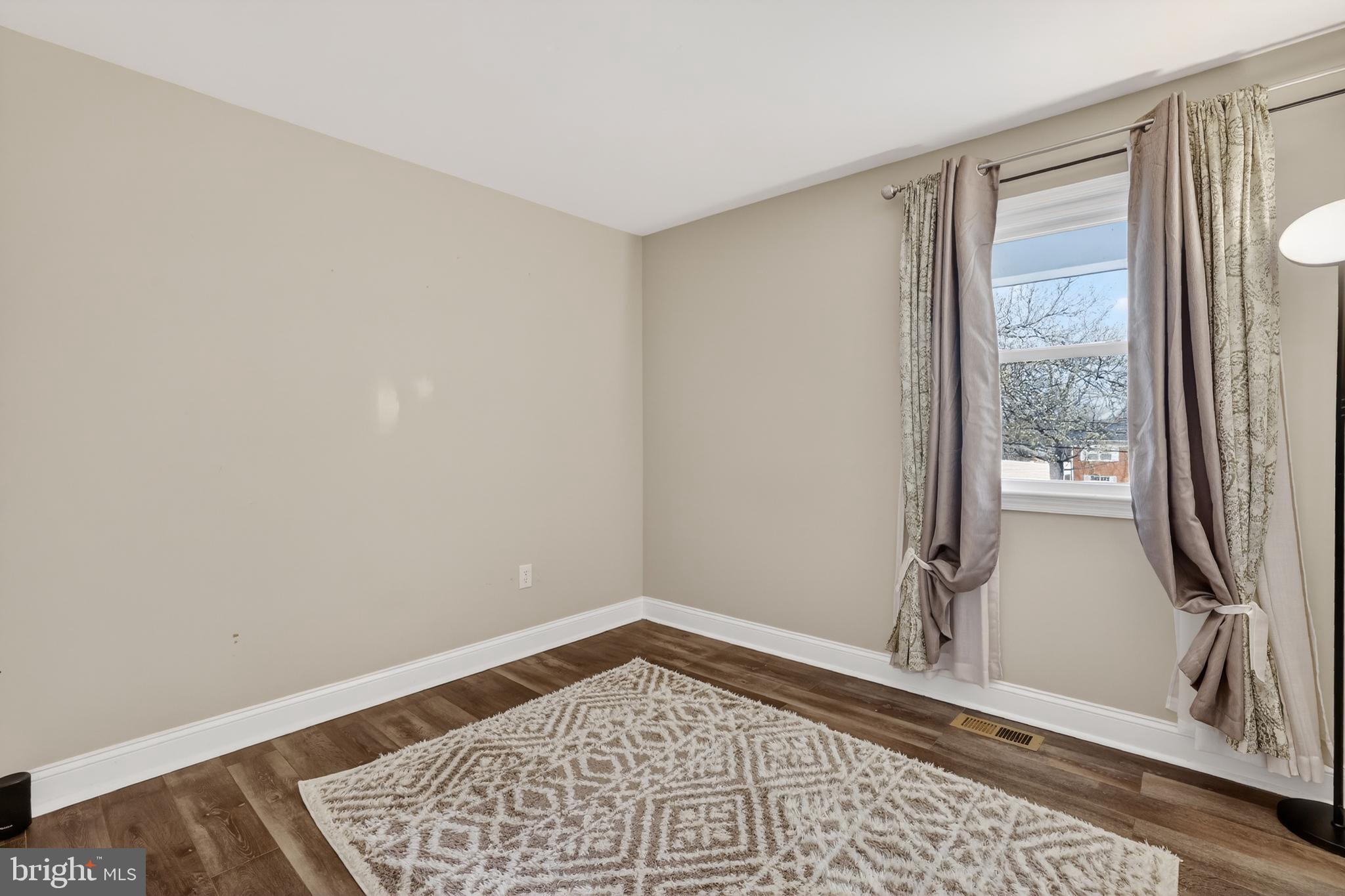 MARY-CATHERINE ESTATES - Residential