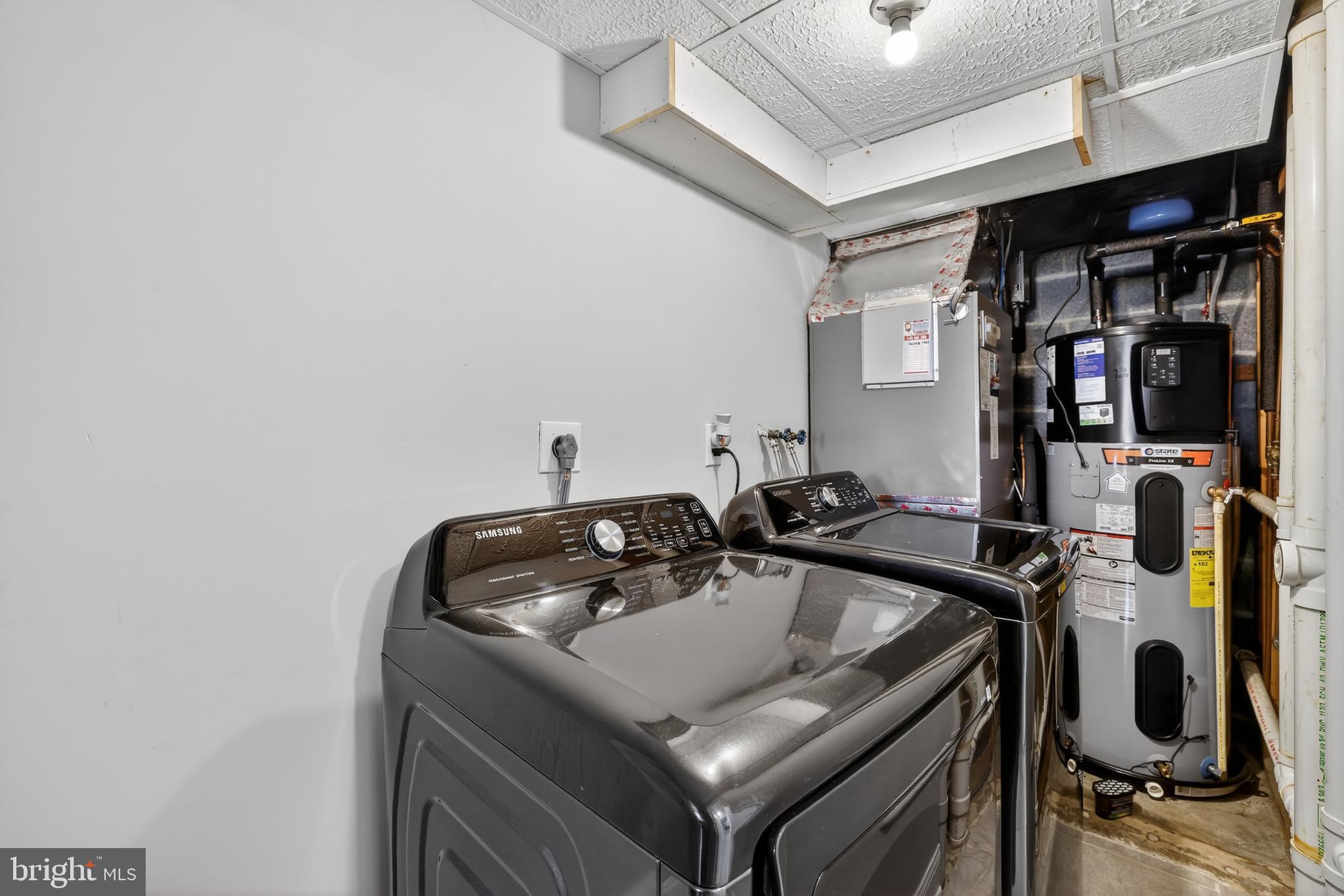 MARY-CATHERINE ESTATES - Residential