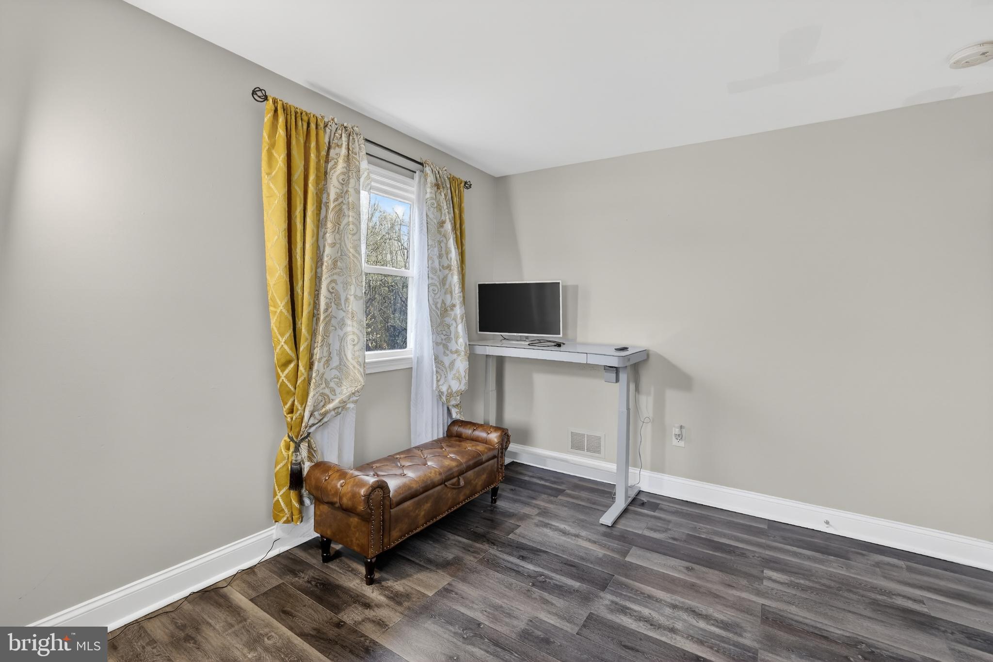 MARY-CATHERINE ESTATES - Residential