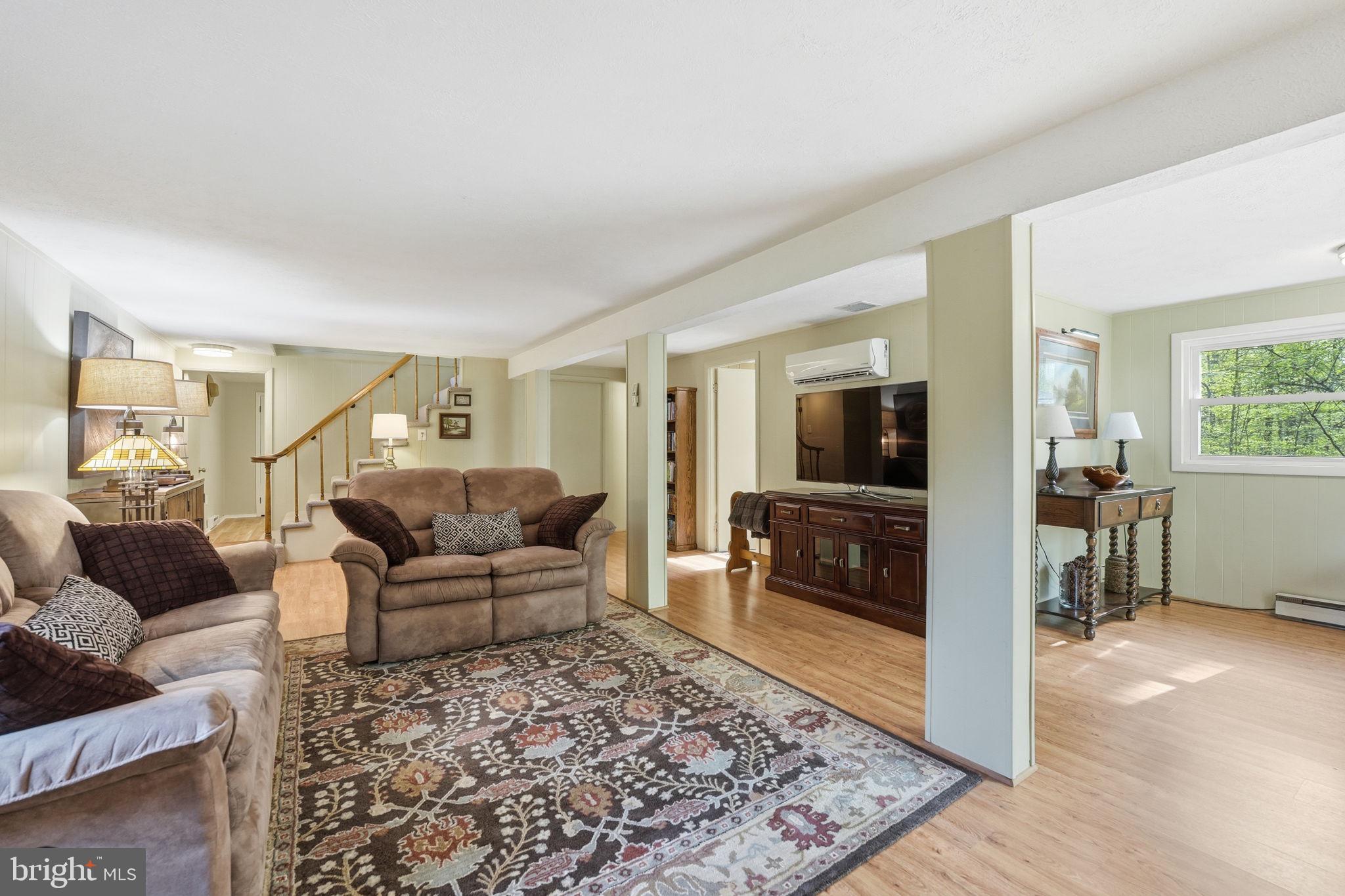 LAKE JACKSON - Residential