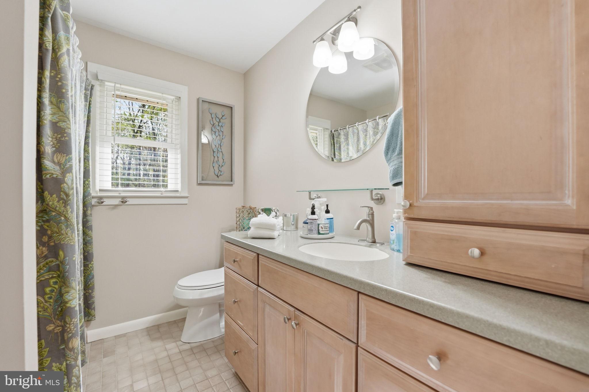 LAKE JACKSON - Residential