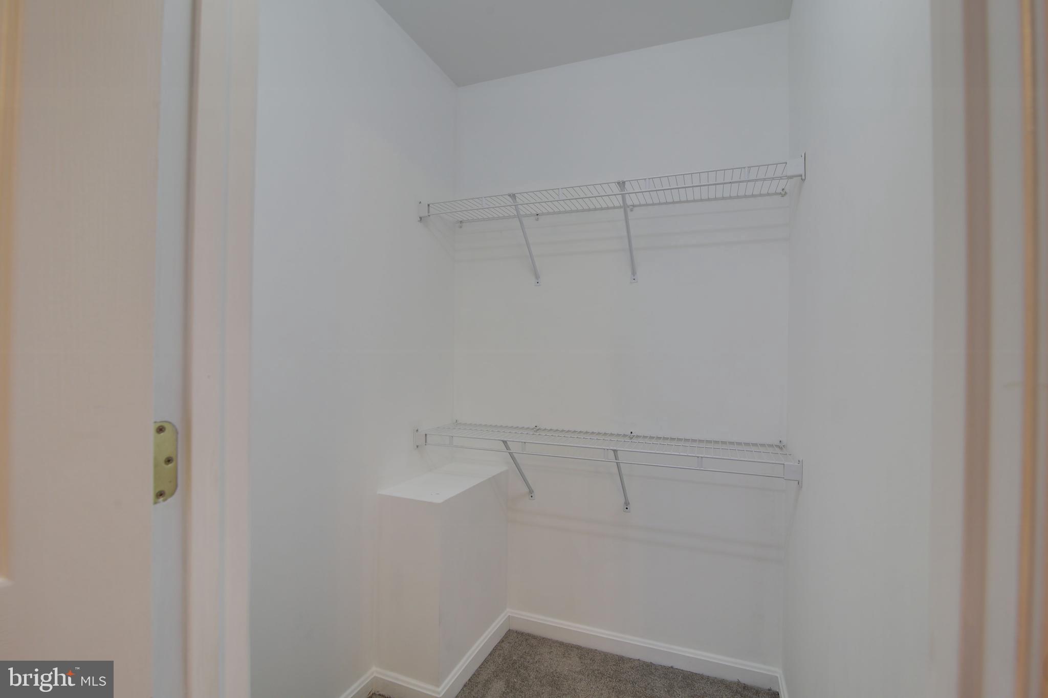 FOUNTAINVIEW - Residential