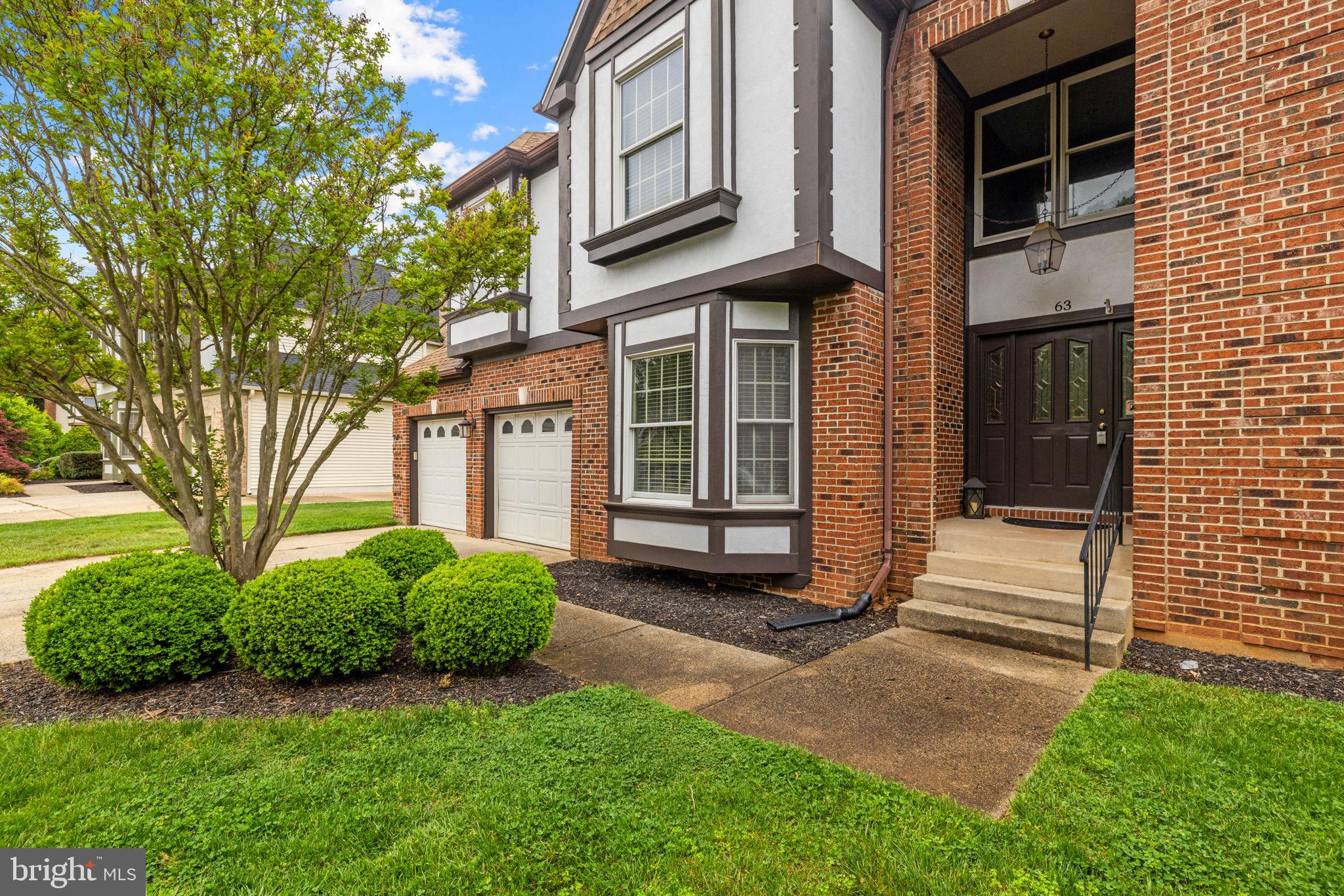 63 RUTHERFORD CIRCLE