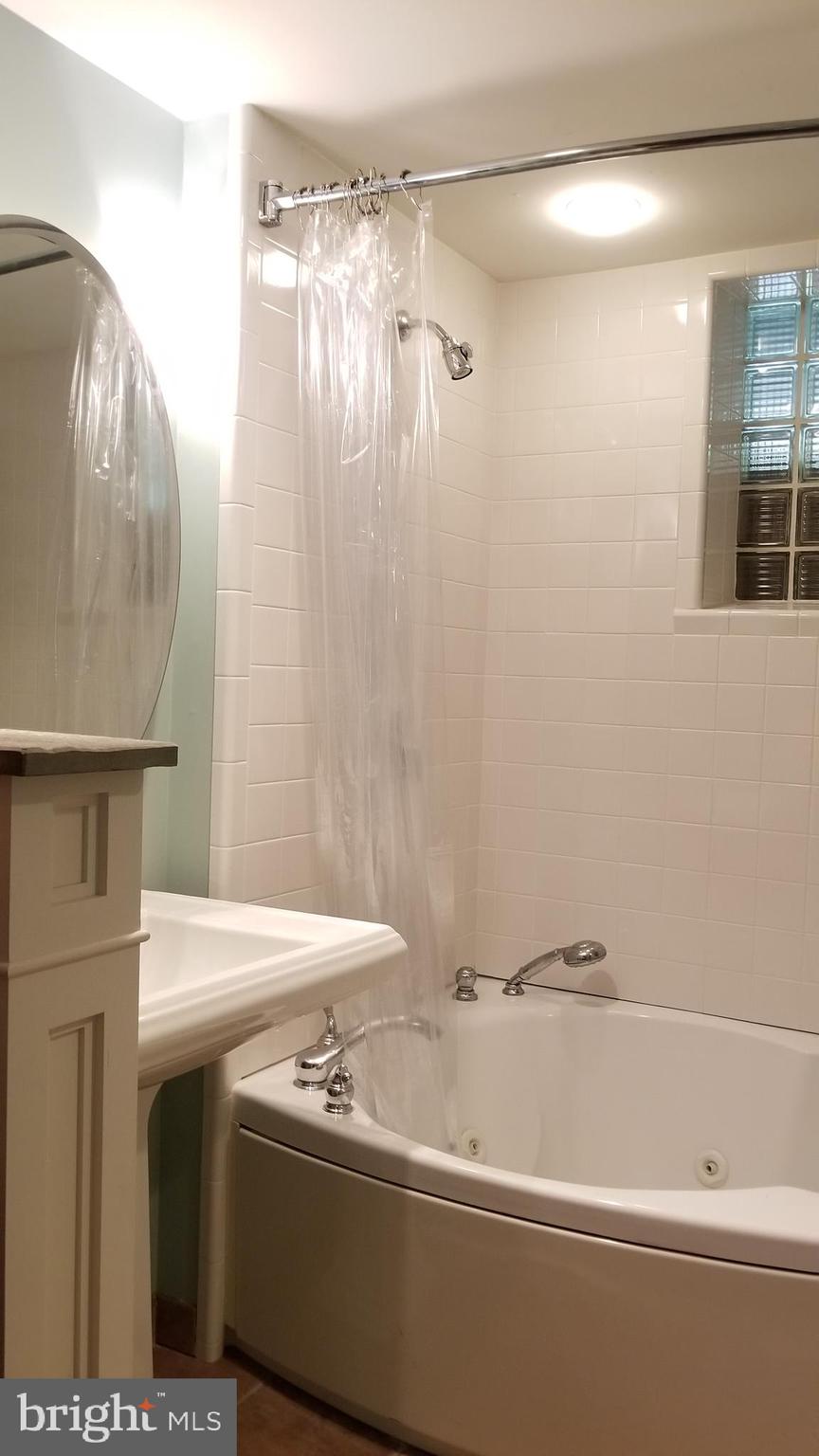 DEL RAY - Residential Lease