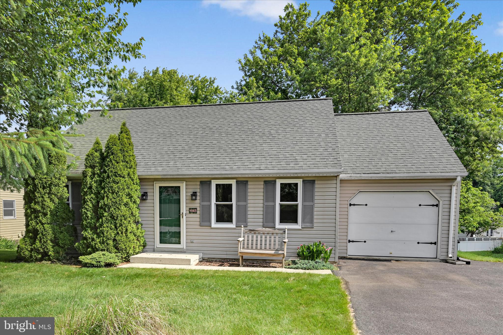 4083 JASMINE PLACE