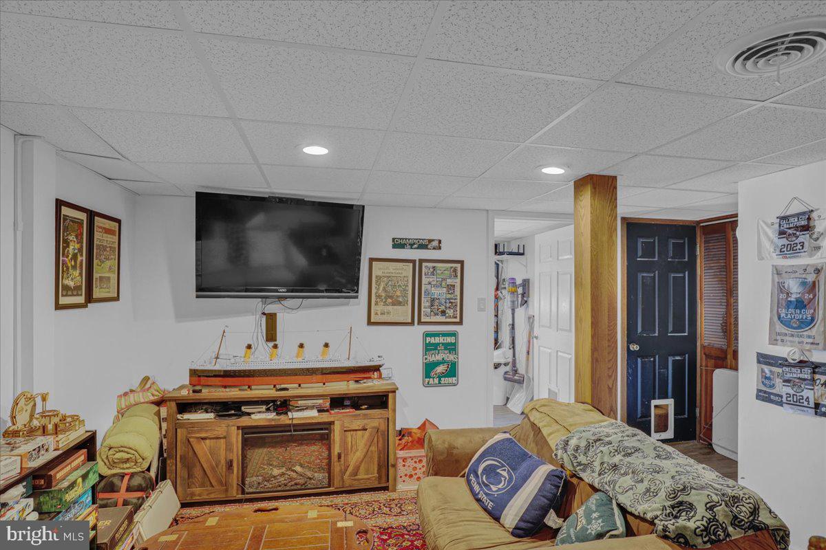 VALLEY GREEN - Residential