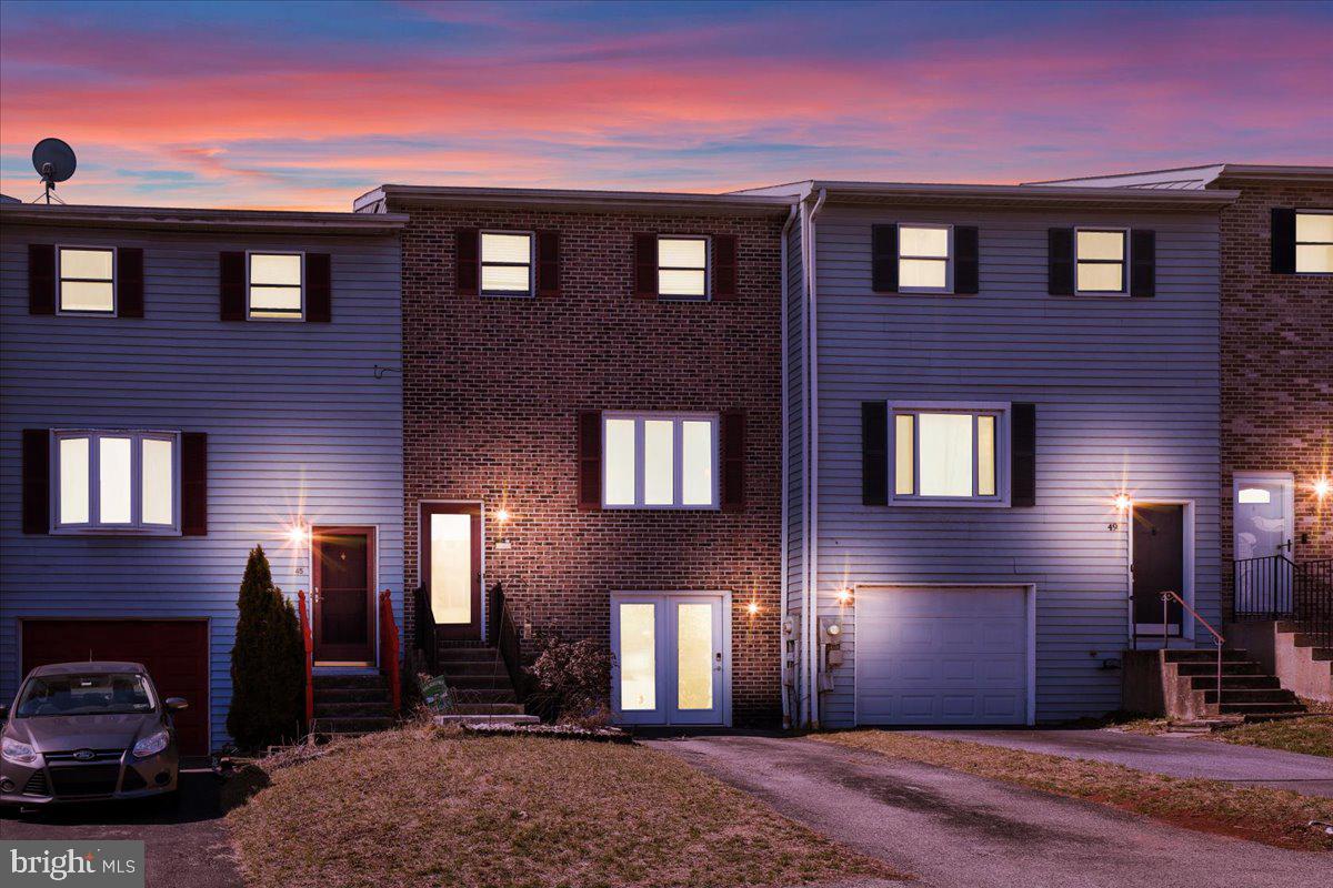 VALLEY GREEN - Residential