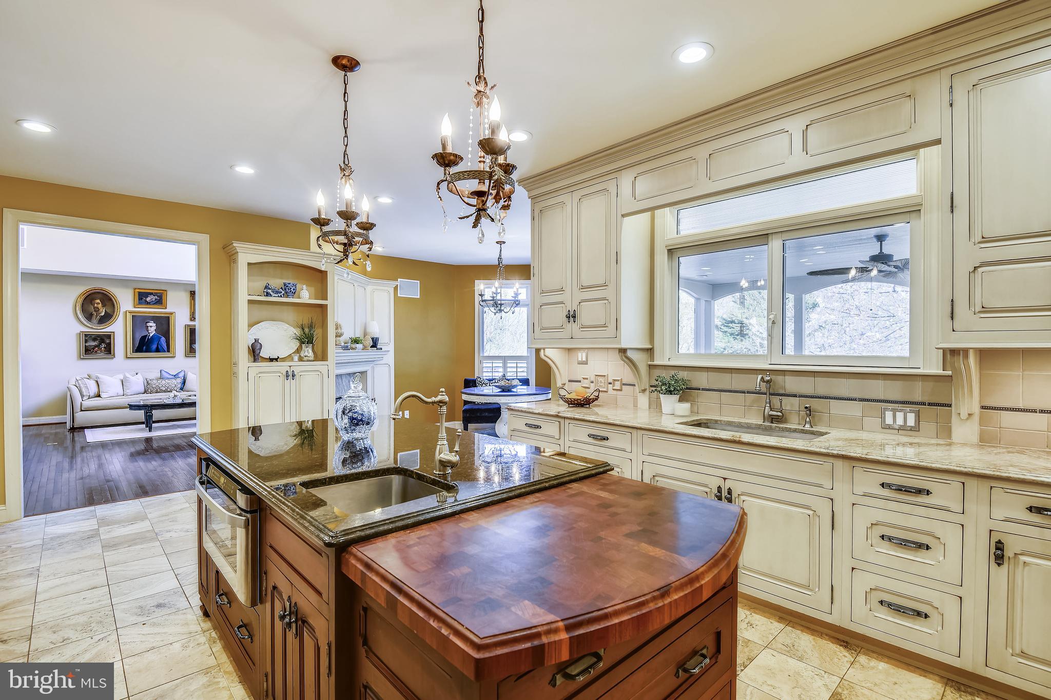 SANCTUARY AT SOUTH RIVER - Residential