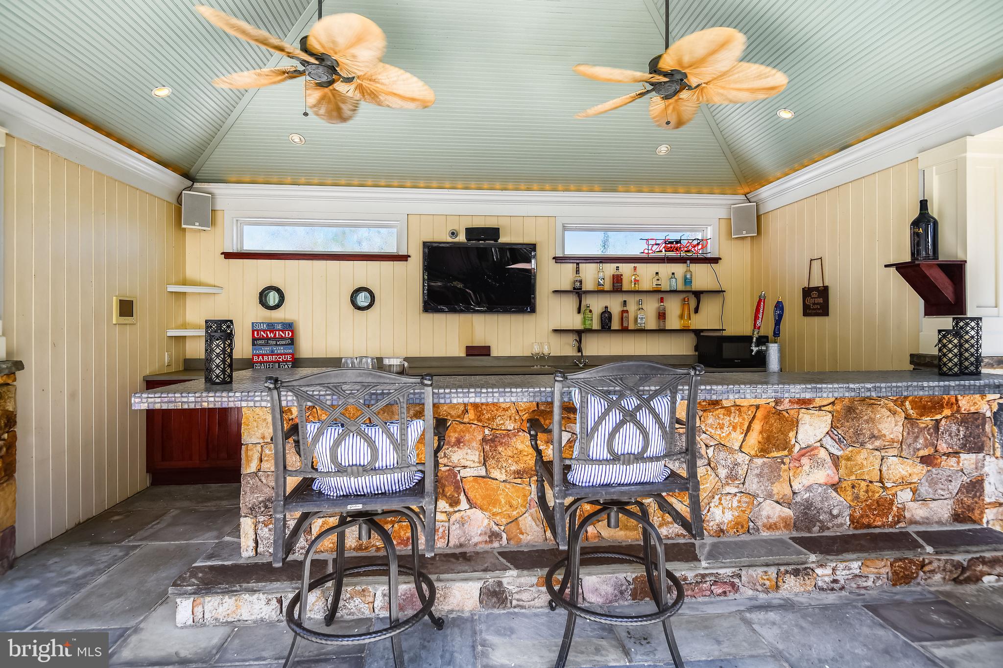 SANCTUARY AT SOUTH RIVER - Residential