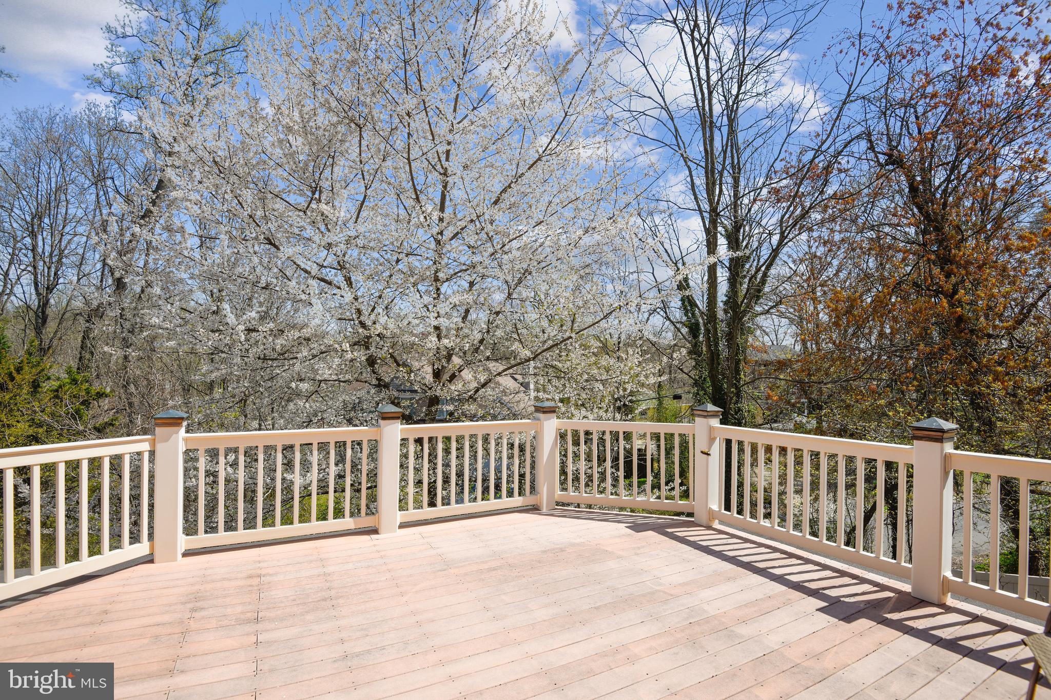 SANCTUARY AT SOUTH RIVER - Residential