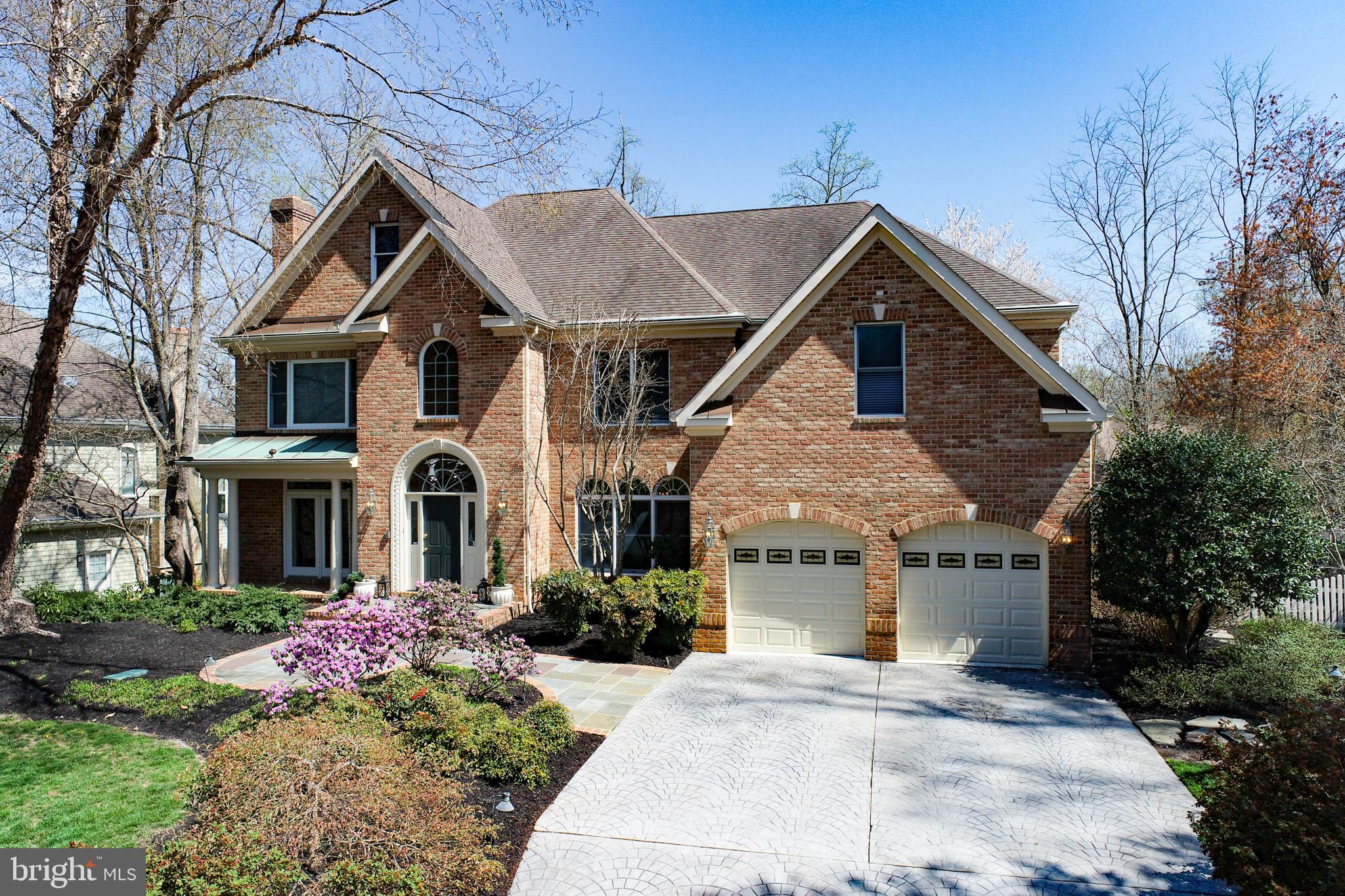 SANCTUARY AT SOUTH RIVER - Residential