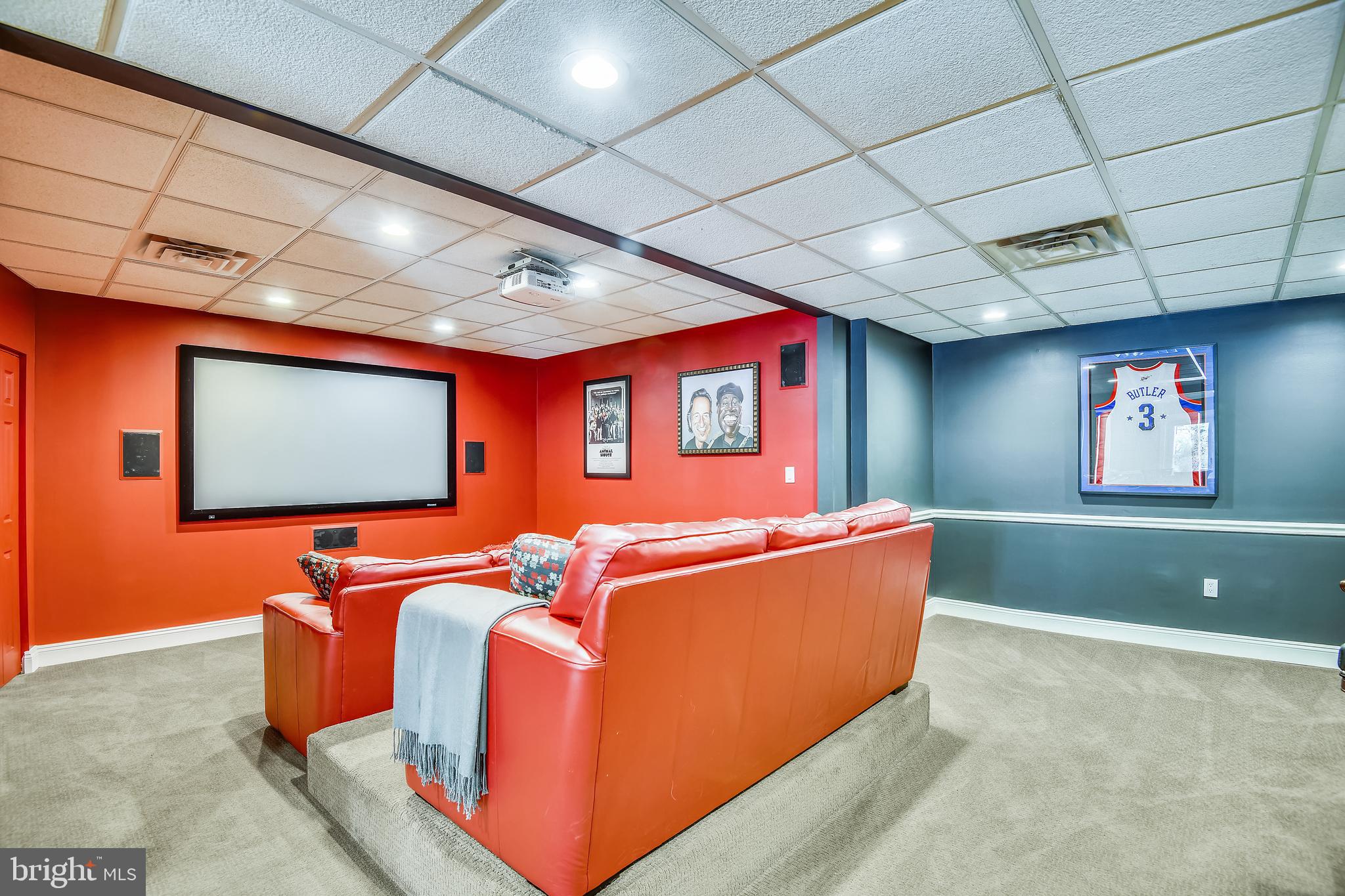 SANCTUARY AT SOUTH RIVER - Residential