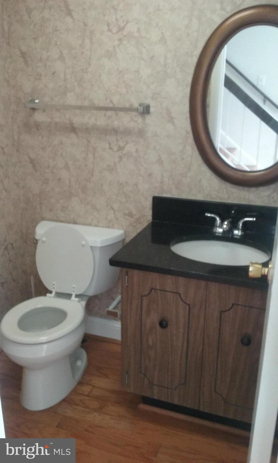 SOUTHAMPTON - Residential Lease