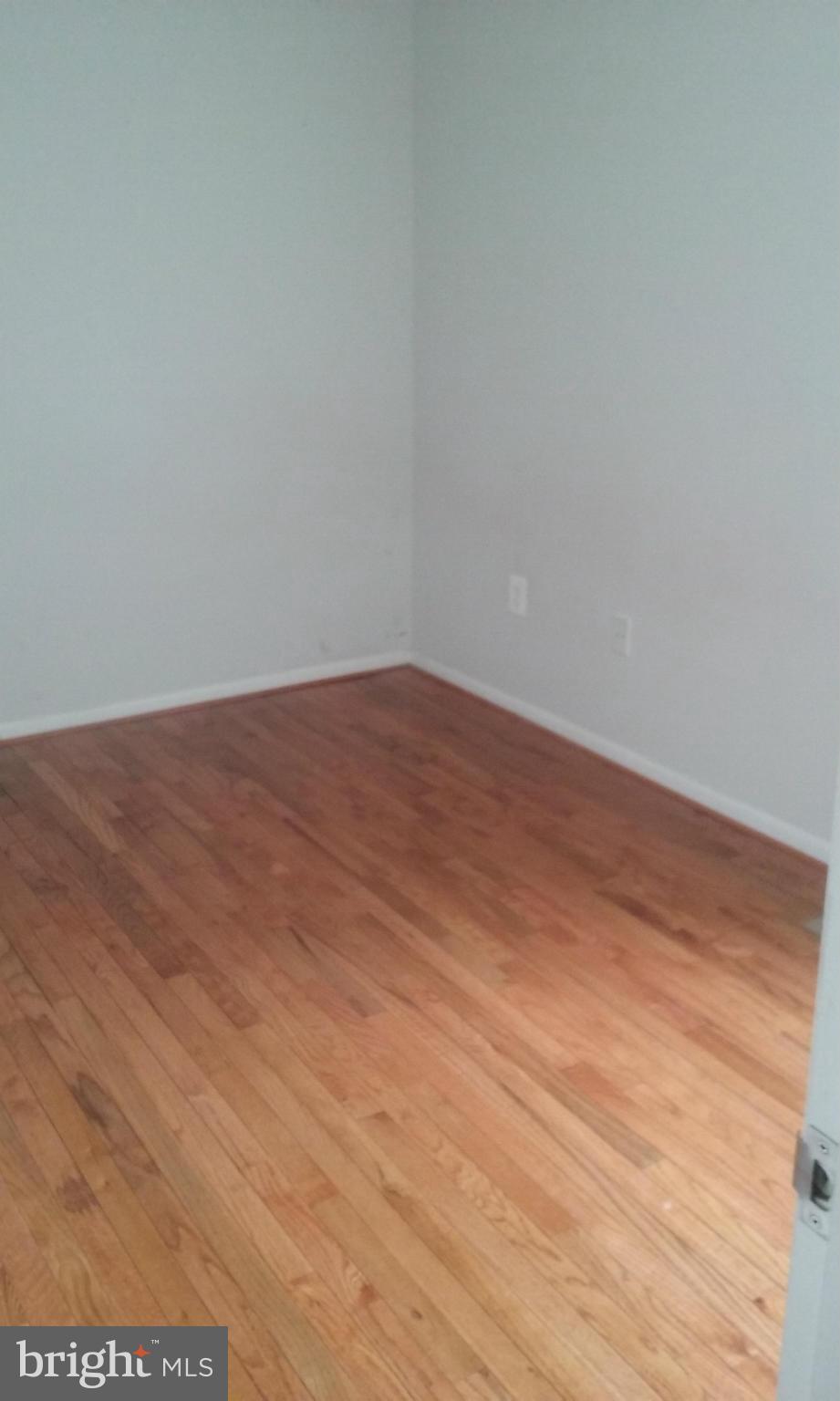 SOUTHAMPTON - Residential Lease