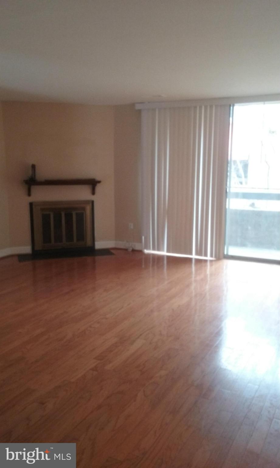 SOUTHAMPTON - Residential Lease