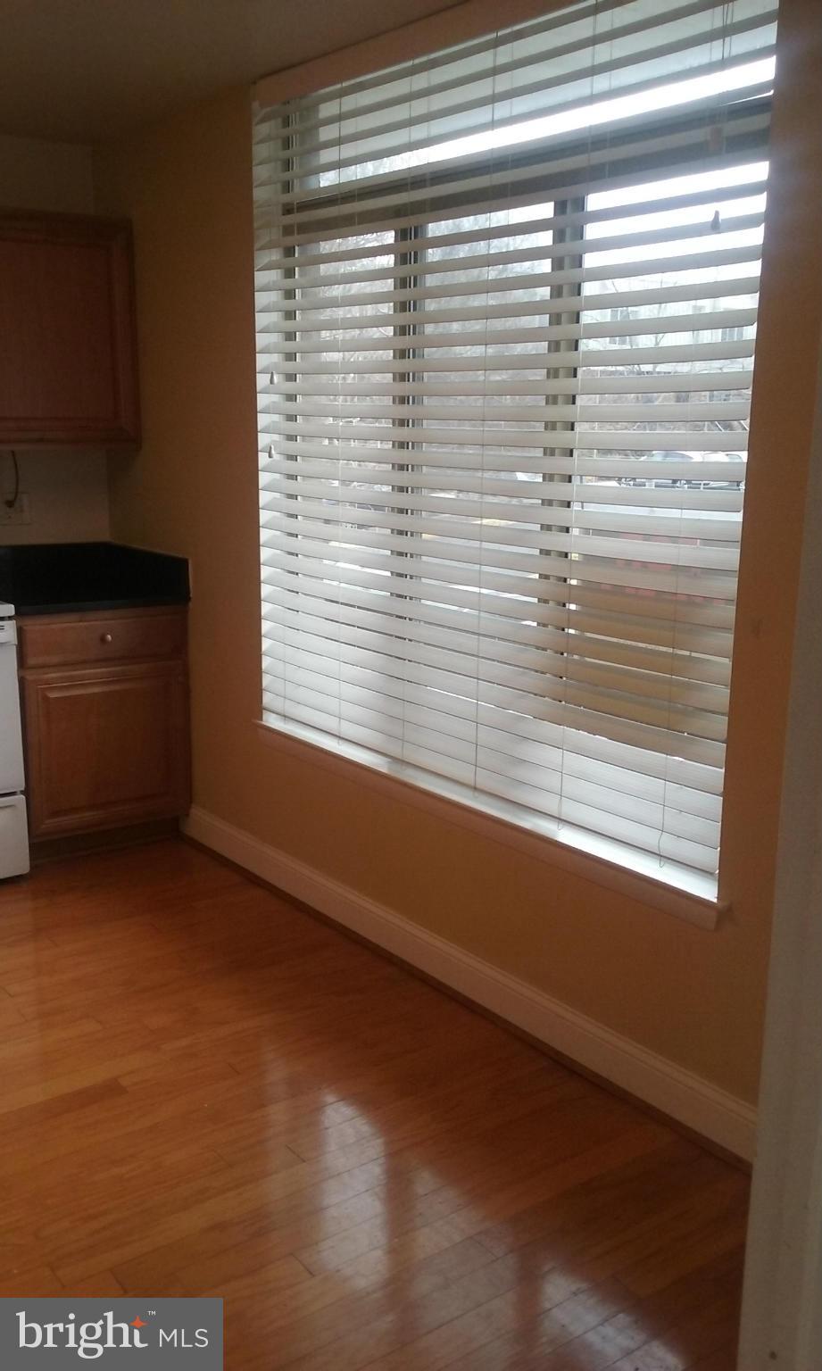 SOUTHAMPTON - Residential Lease