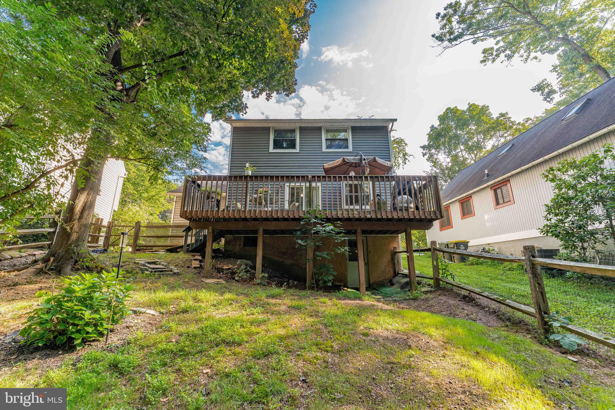 1114 VERMONT LANE