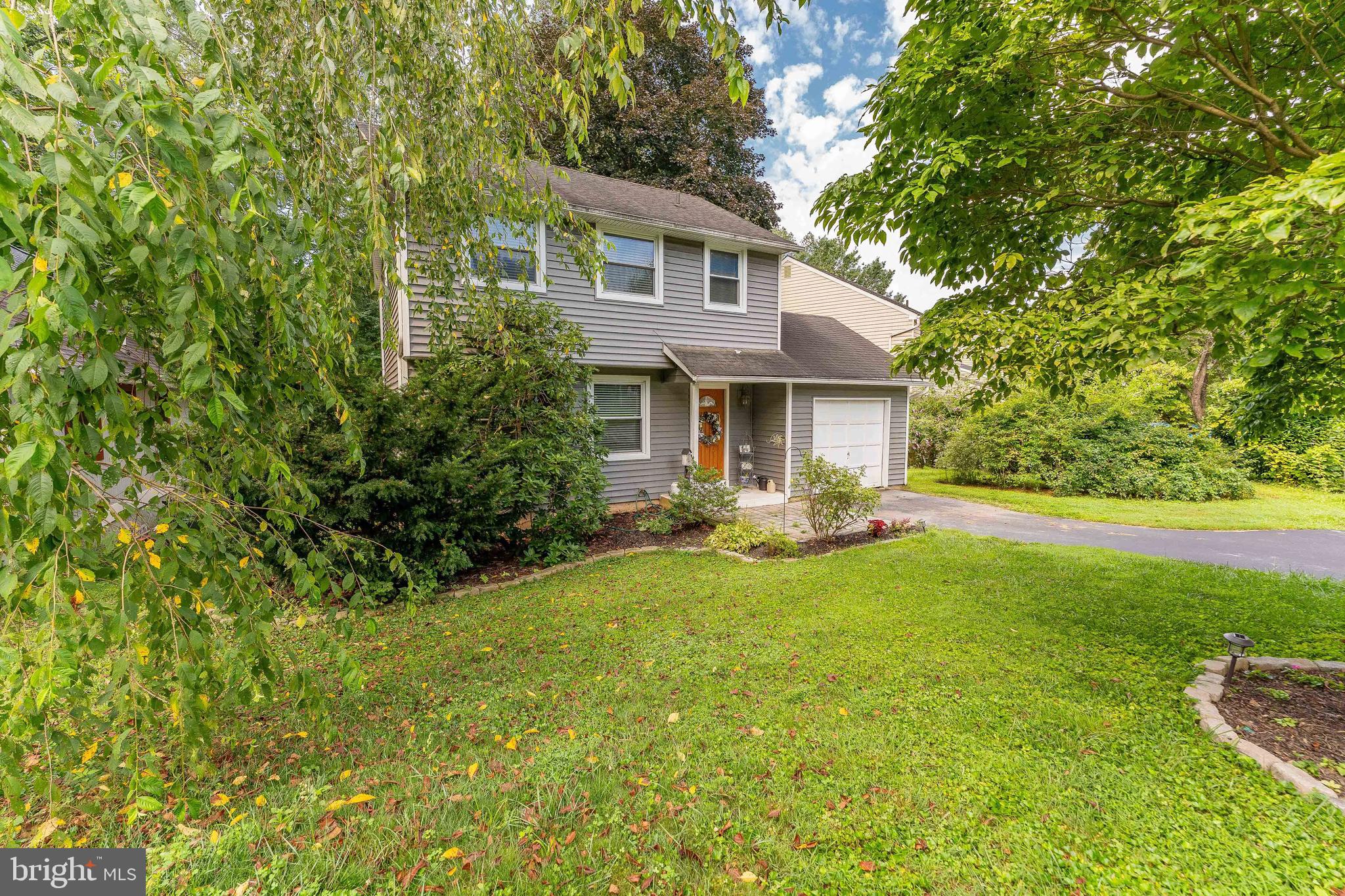 1114 VERMONT LANE