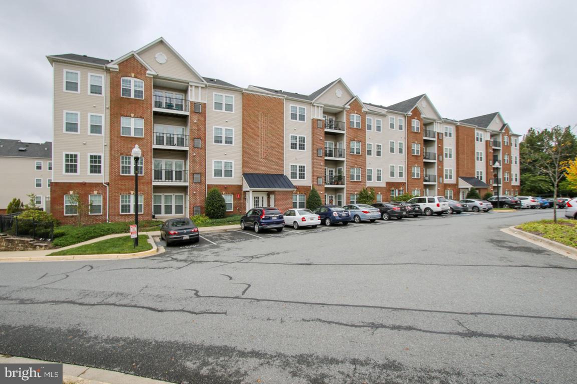 STONEY RUN VILLAGE - Residential Lease